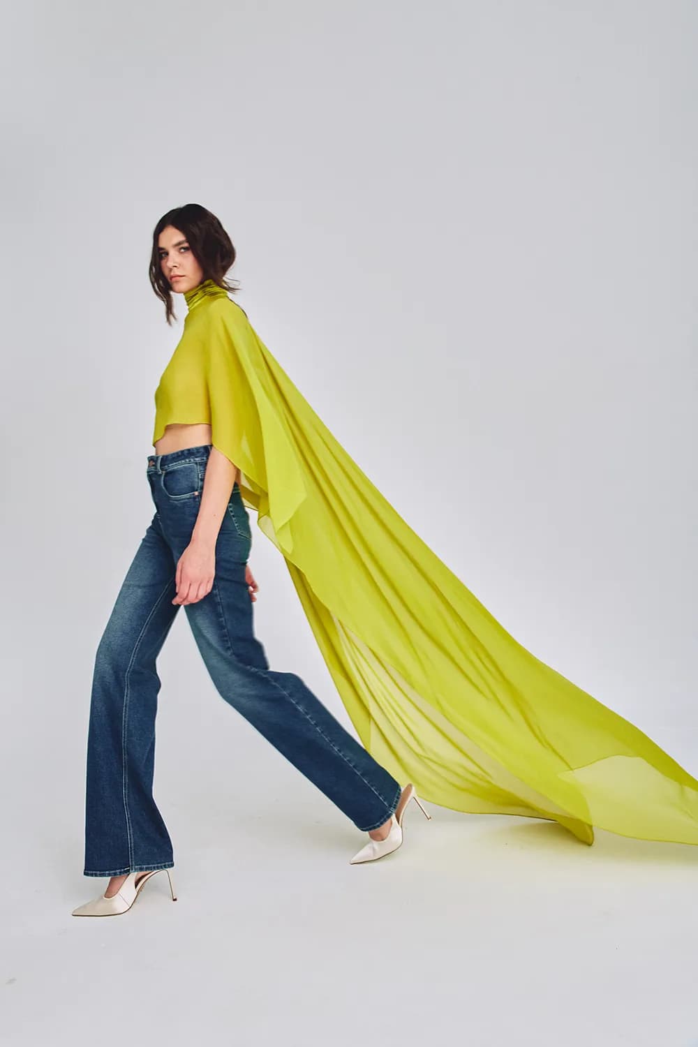Irina Cape - imagen 1