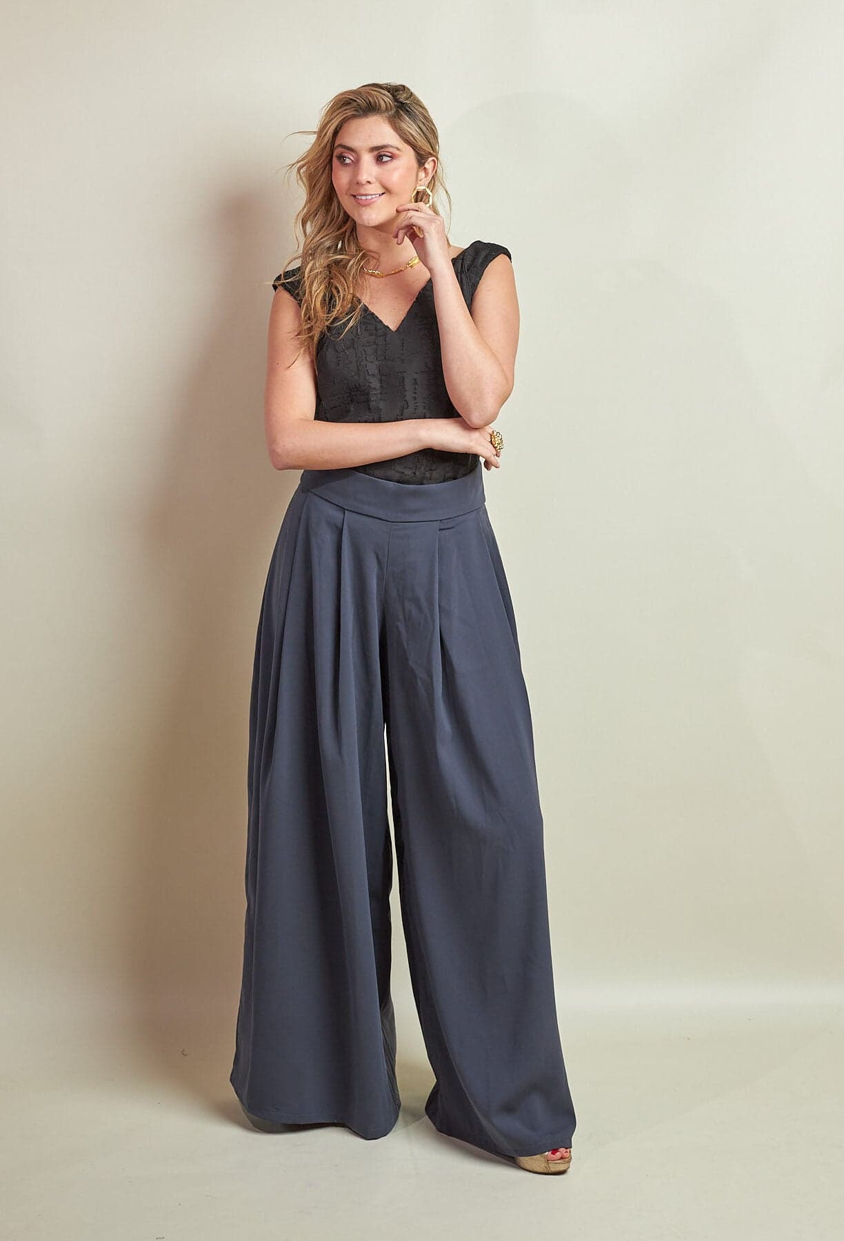 Blusa Besic Negro - imagen 2