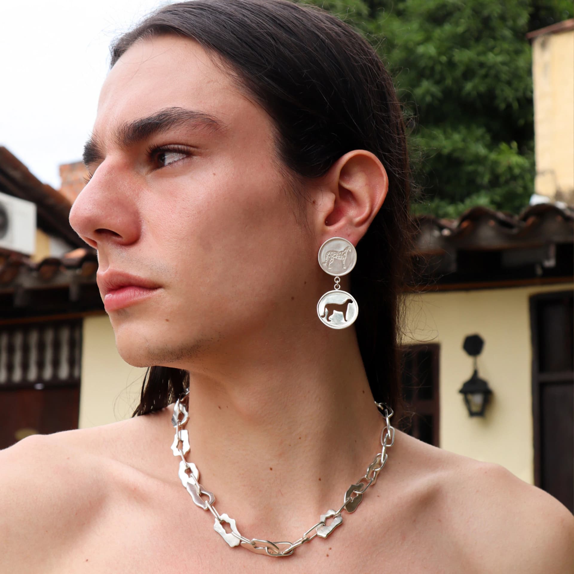 Double Jaguar Coin Earrings - imagen 3