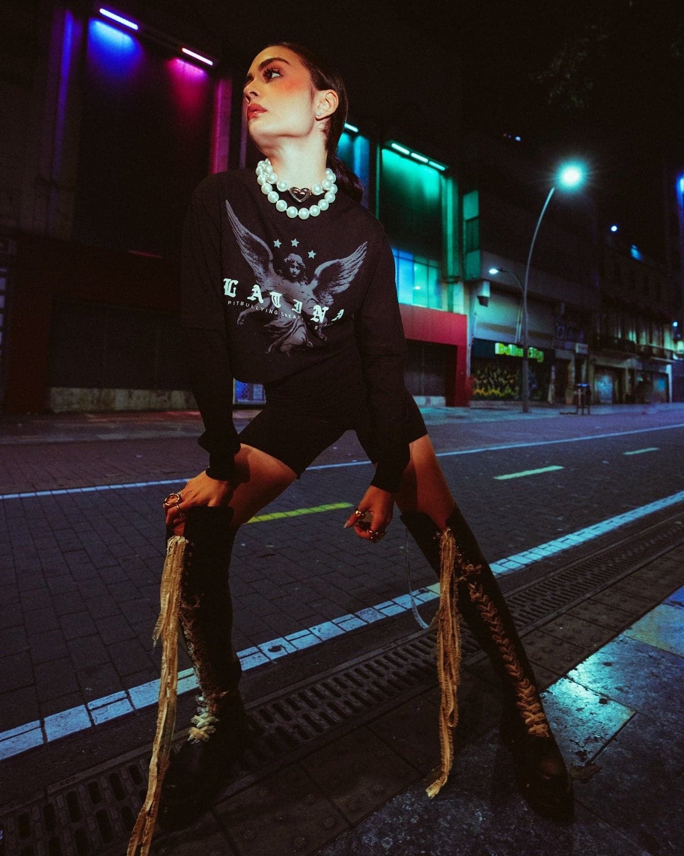 CAMIBUSO CROP NEGRO LATINA - imagen 4