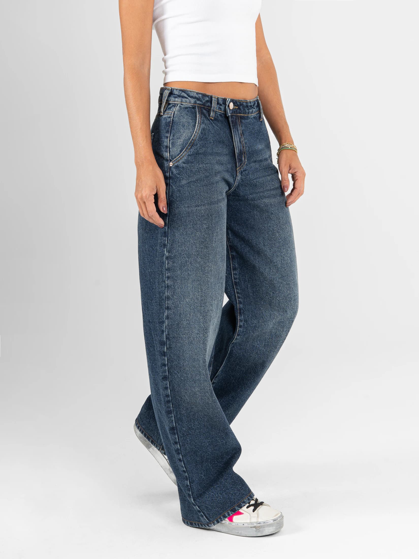 Ref: 066440 Jean wide leg, rígido, tiro alto, detalle en pretina, tono azul medio - imagen 3