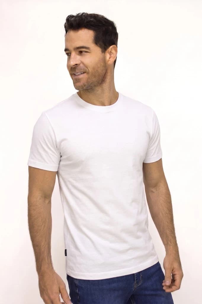 CAMISETA BÁSICA LIVIANA CUELLO REDONDO MARFIL PARA HOMBRE