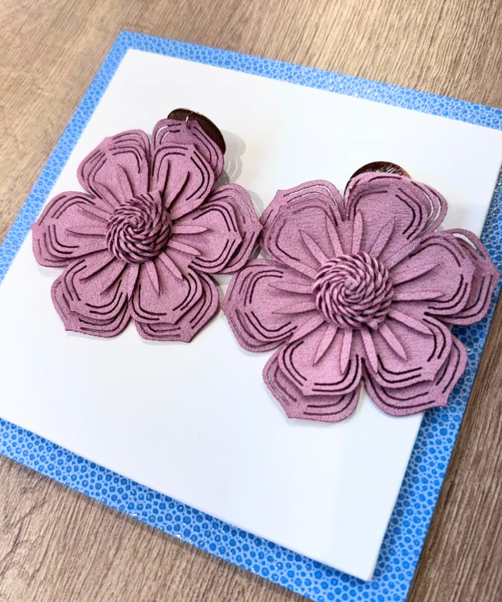 Aretes Flor Elisa – Aura Rosa - imagen 3