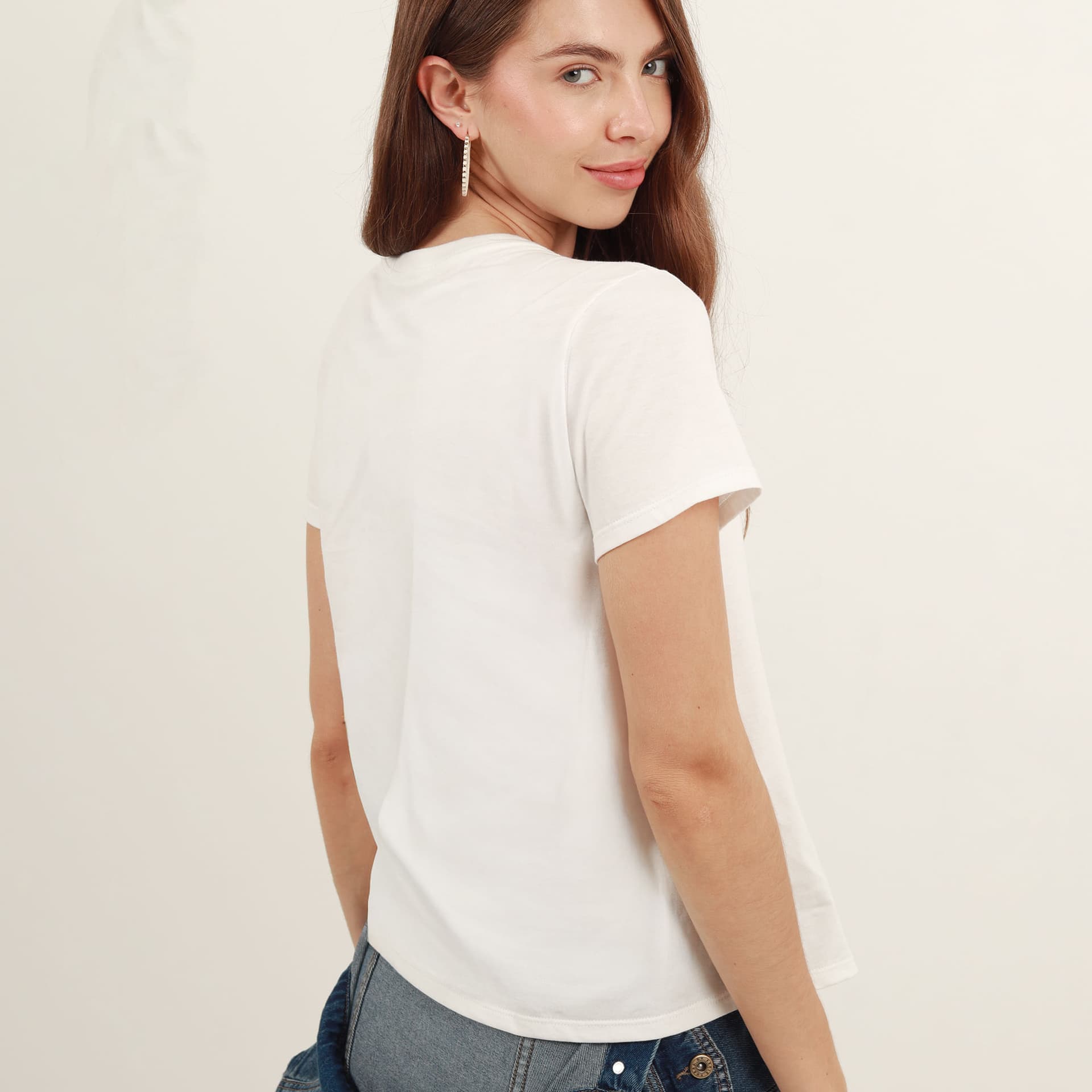 Camiseta cuello redondo manga corta con estampado Le Jardin - imagen 6