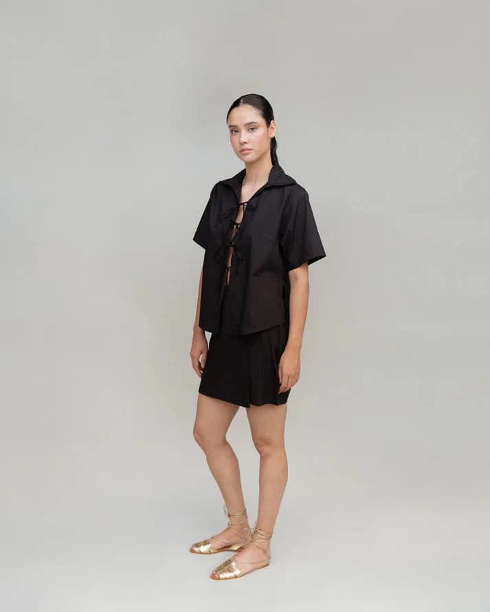 FALDA SHORT ENTRELAZOS NEGRO - imagen 2