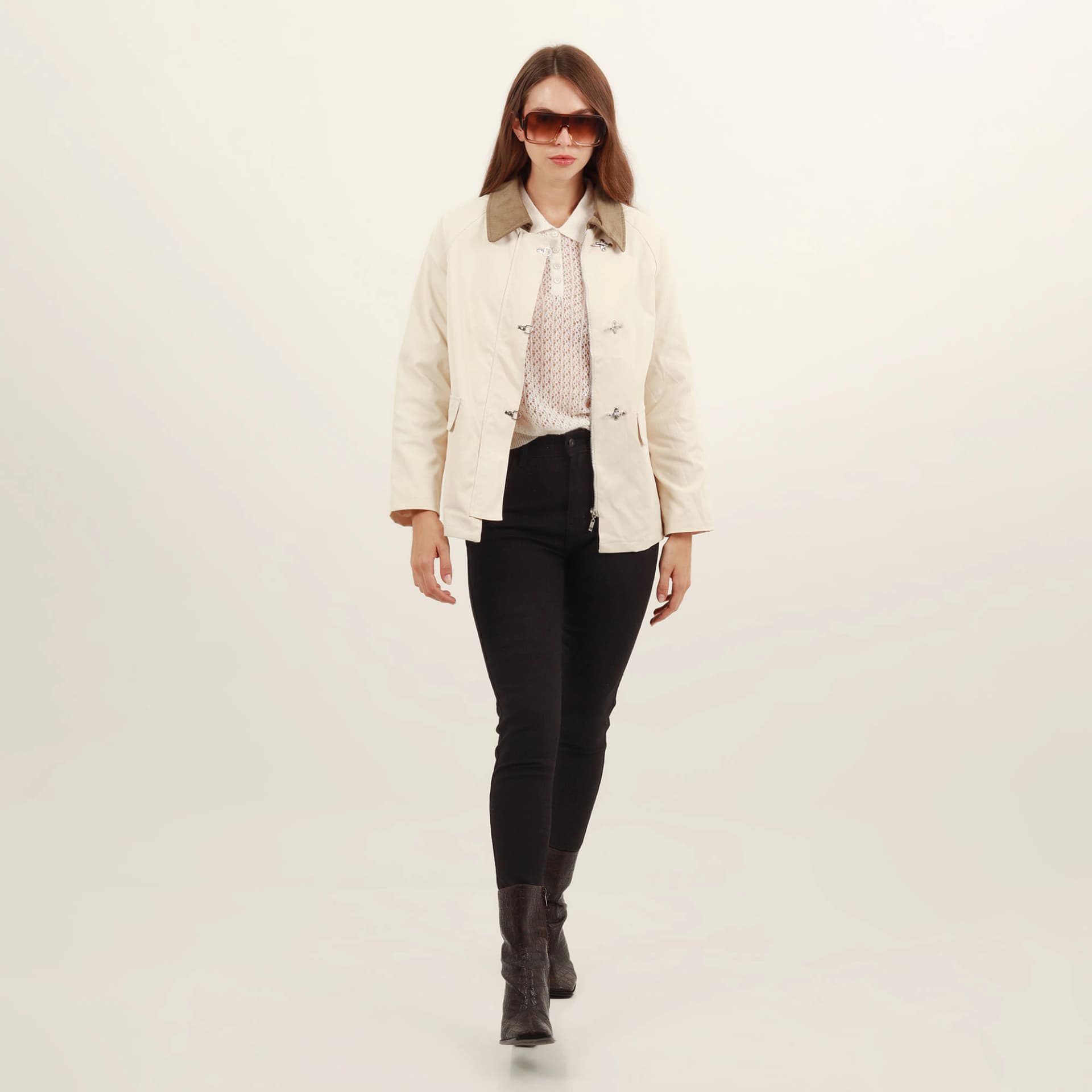 Chaqueta cazadora oversize con broches - imagen 3