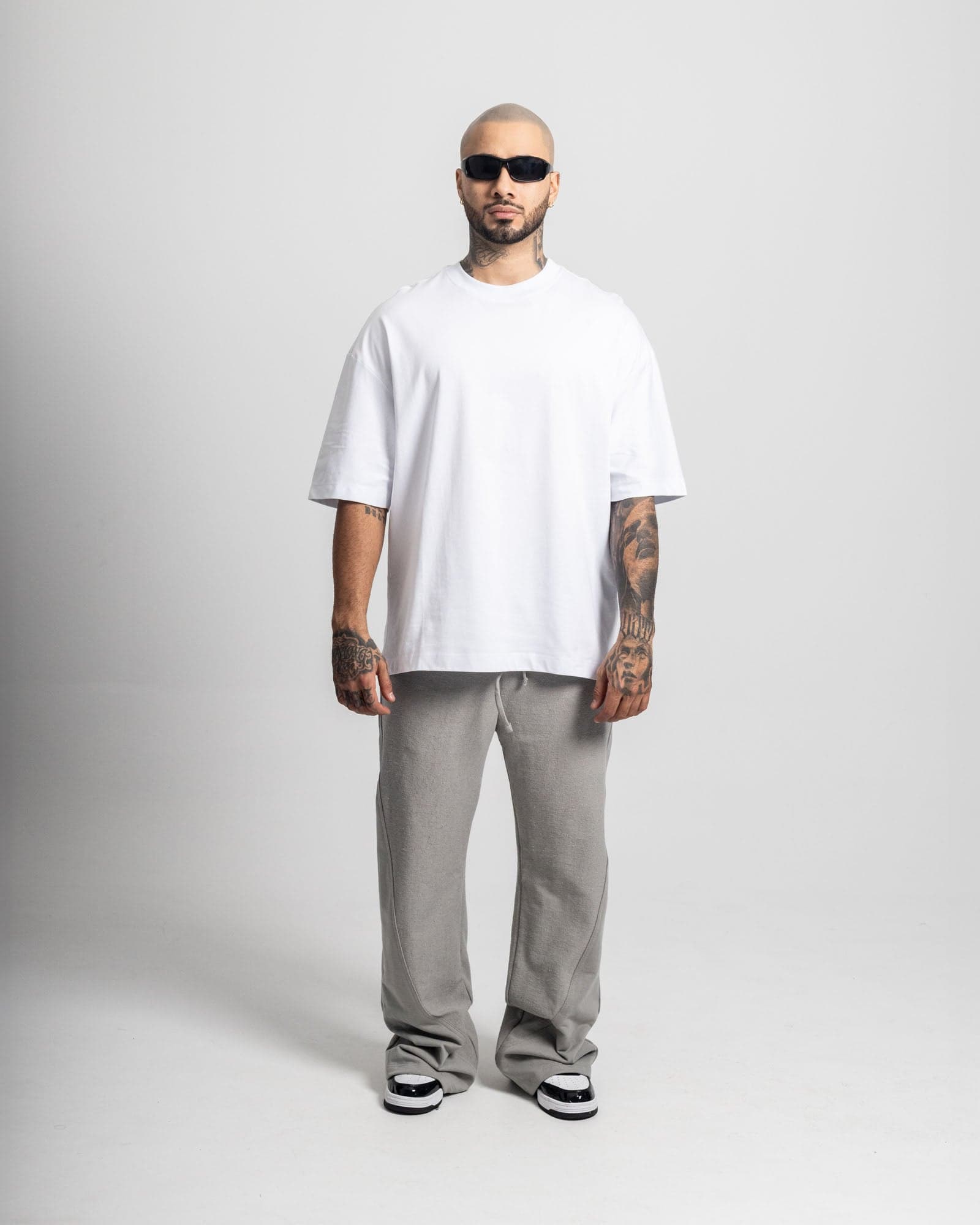 Camiseta básica blanca oversize - imagen 6