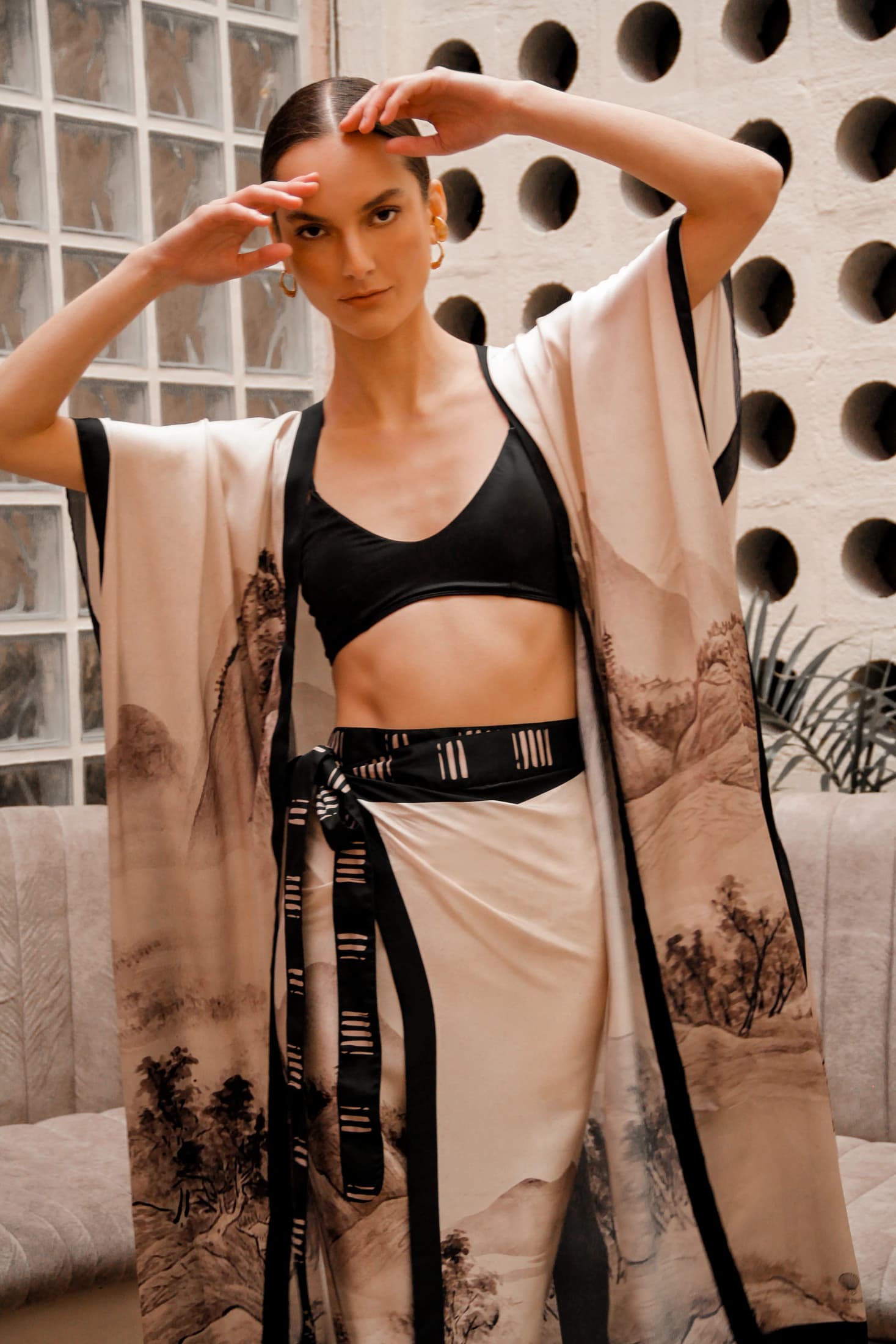 Set Osaka, Seda - imagen 4