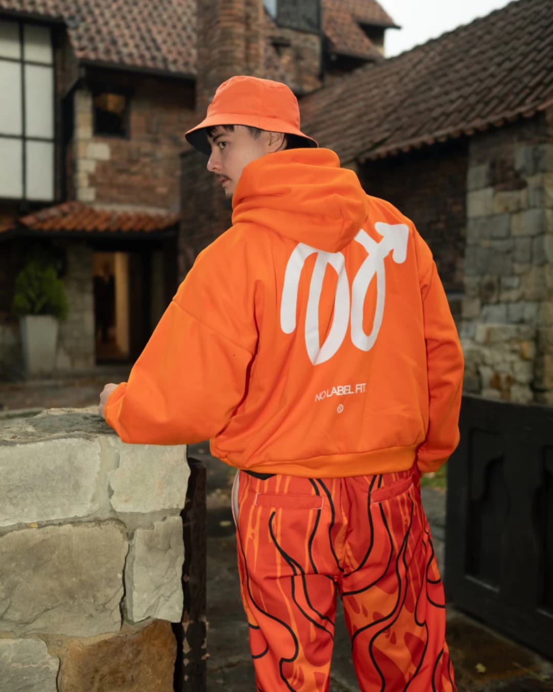 HOODIE ERROR NARANJA - imagen 2