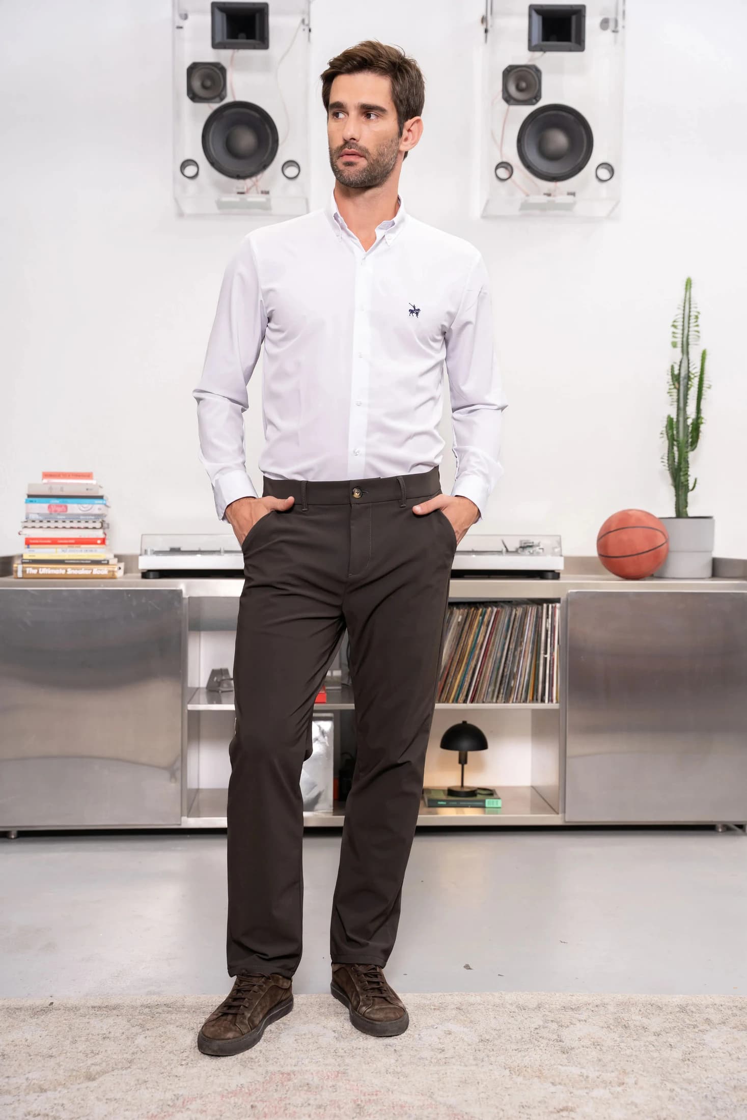 Pantalón Clean Fit Hombre Gris Oscuro - imagen 4