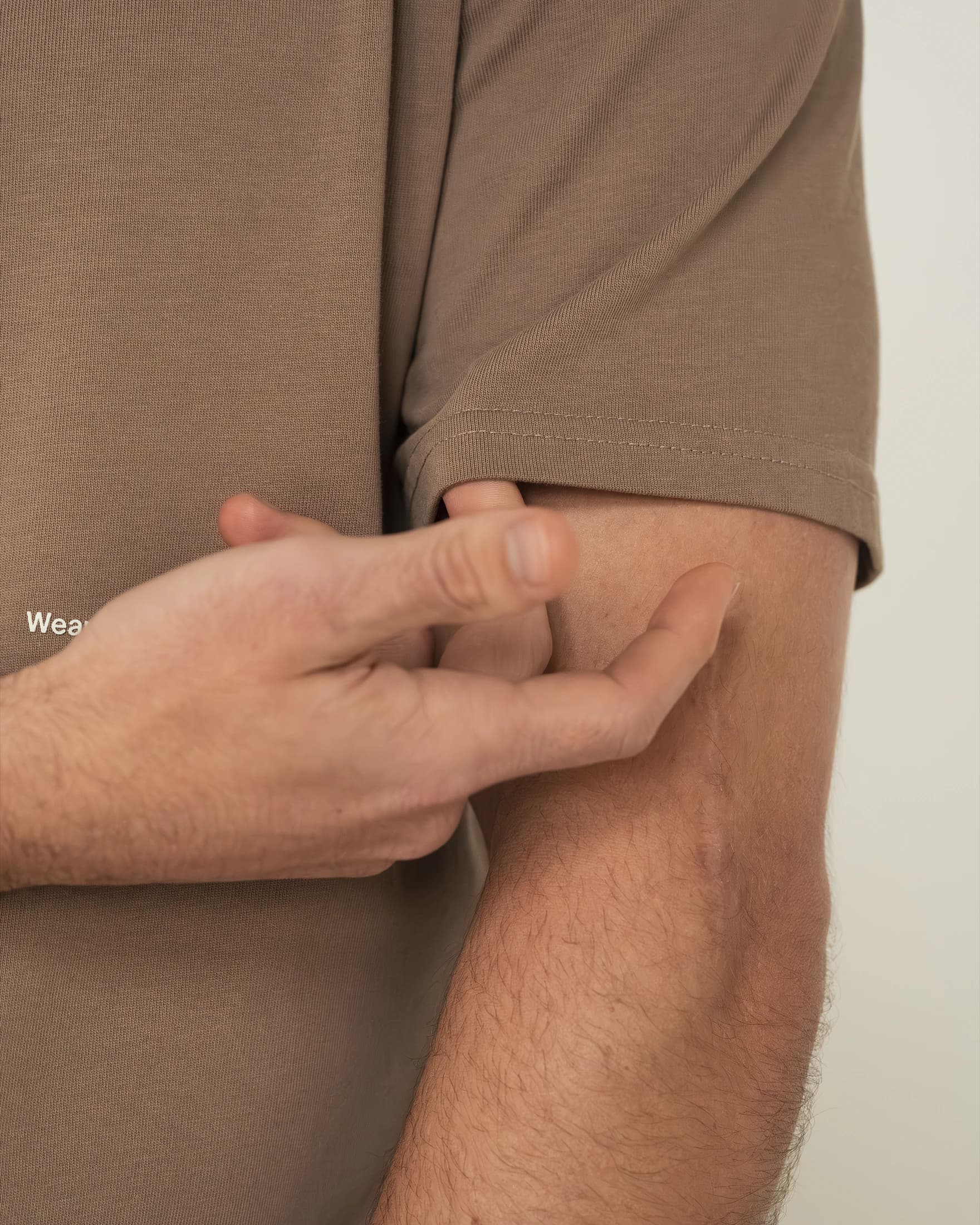 B SIGNATURE MOCA T-SHIRT - imagen 4