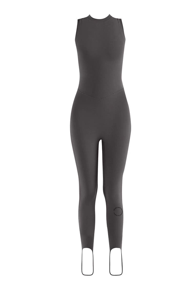 STIRRUP ONESIE IN COFFEE BEAN - imagen 3