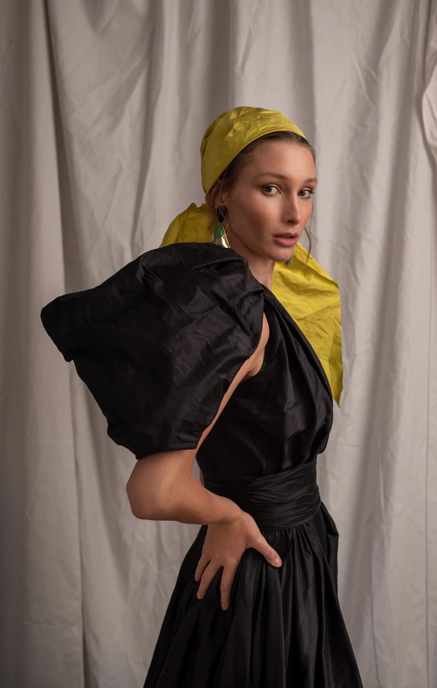 ISLA NEGRA GOWN - imagen 4