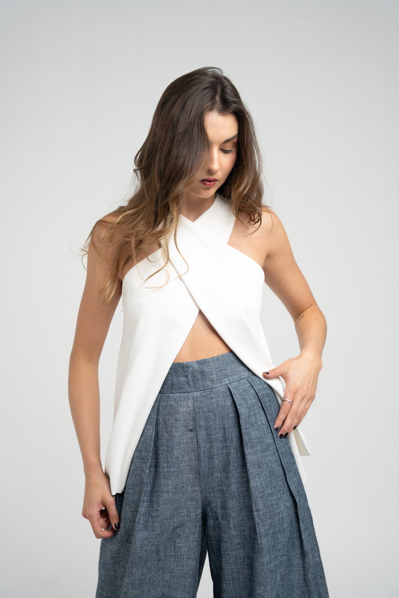 Crossed Organic Rib Top - imagen 1