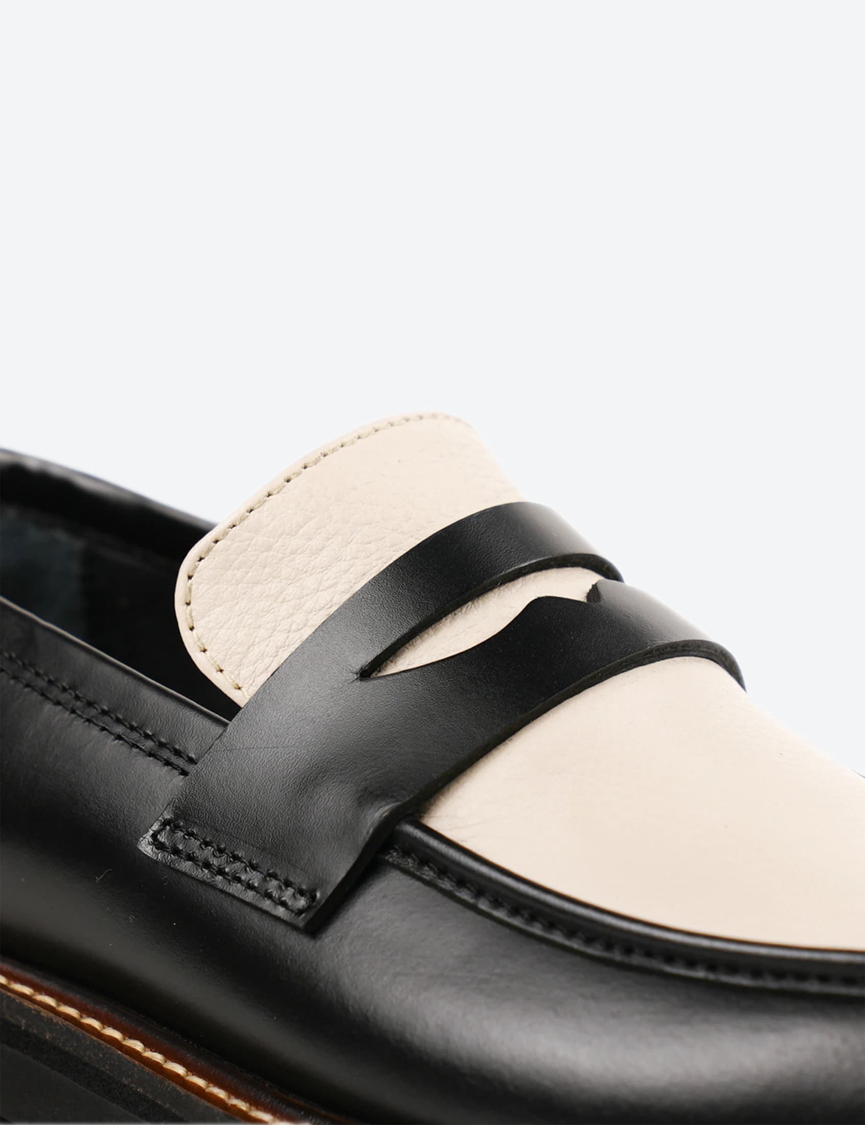 MOCASINES DONATO NEGRO CON BEIGE - imagen 4