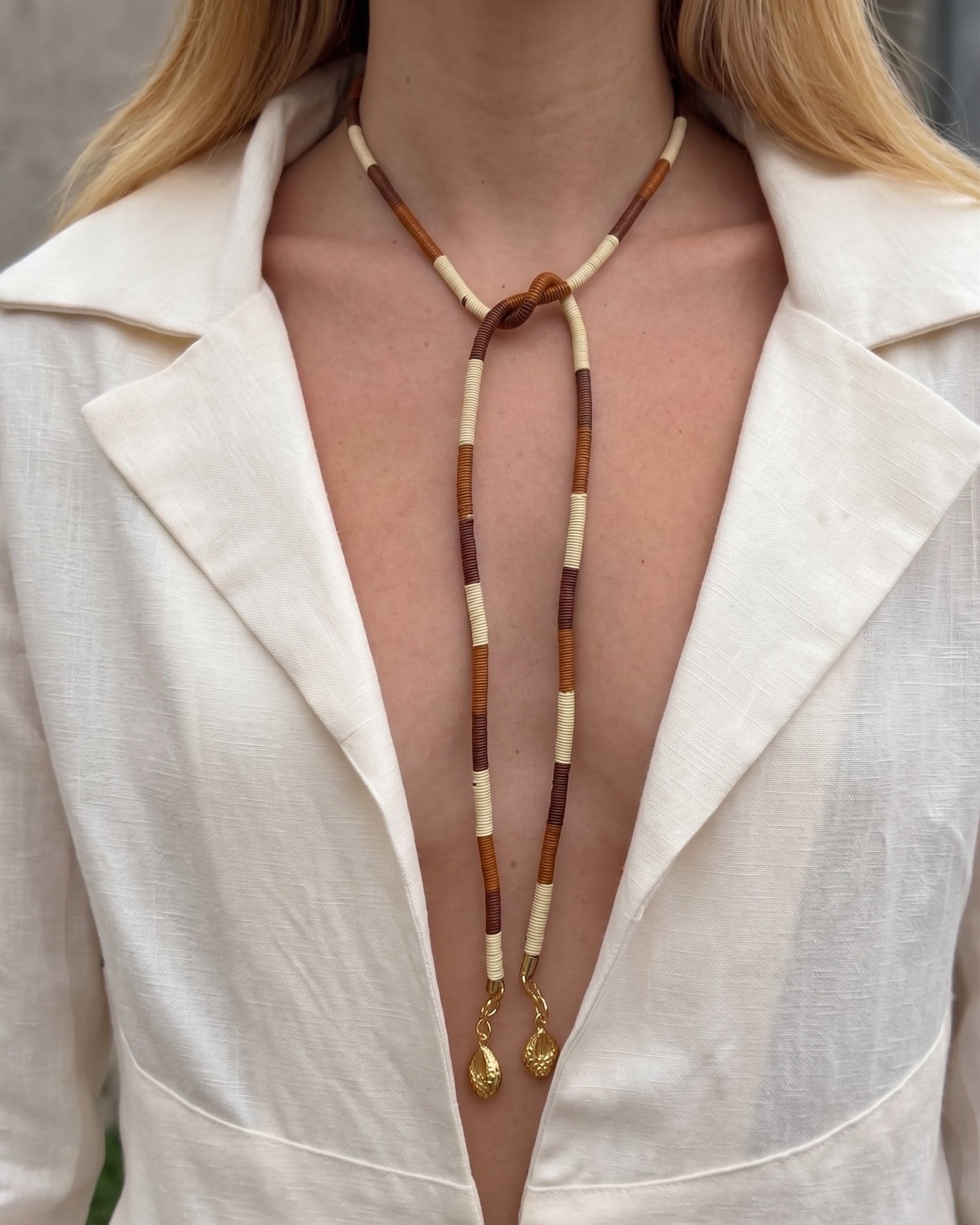 Riga Gold Necklace + Brooch - imagen 2