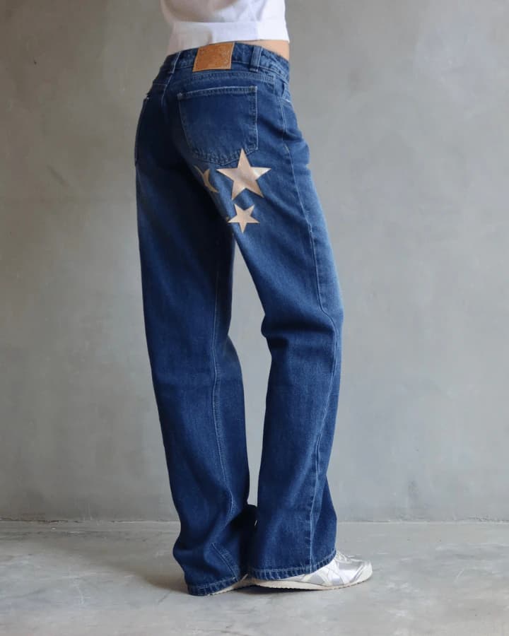 JEAN EXTRA LOW STRAIGHT FIT CROC BEIGE STARS AZUL - imagen 3