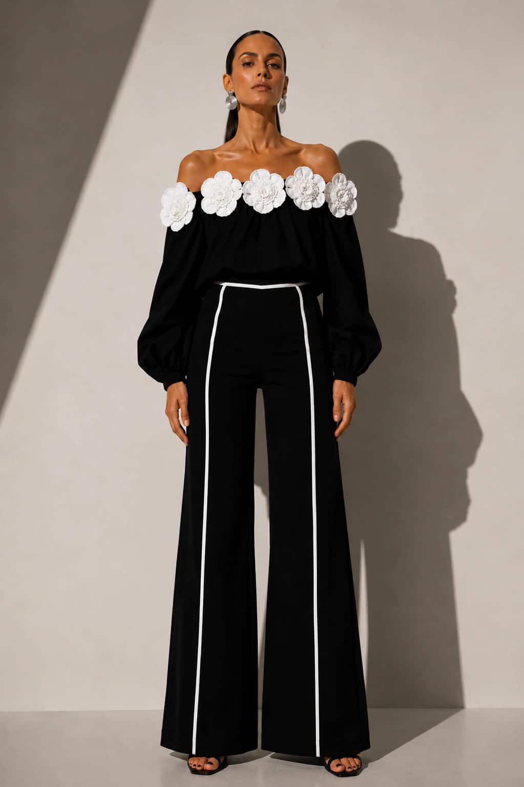 Blusa Magnoleah negra + Blanca - imagen 6