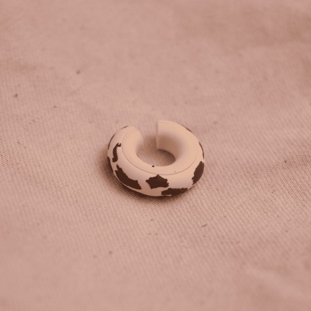 Earcuff XL Cow Print - imagen 2