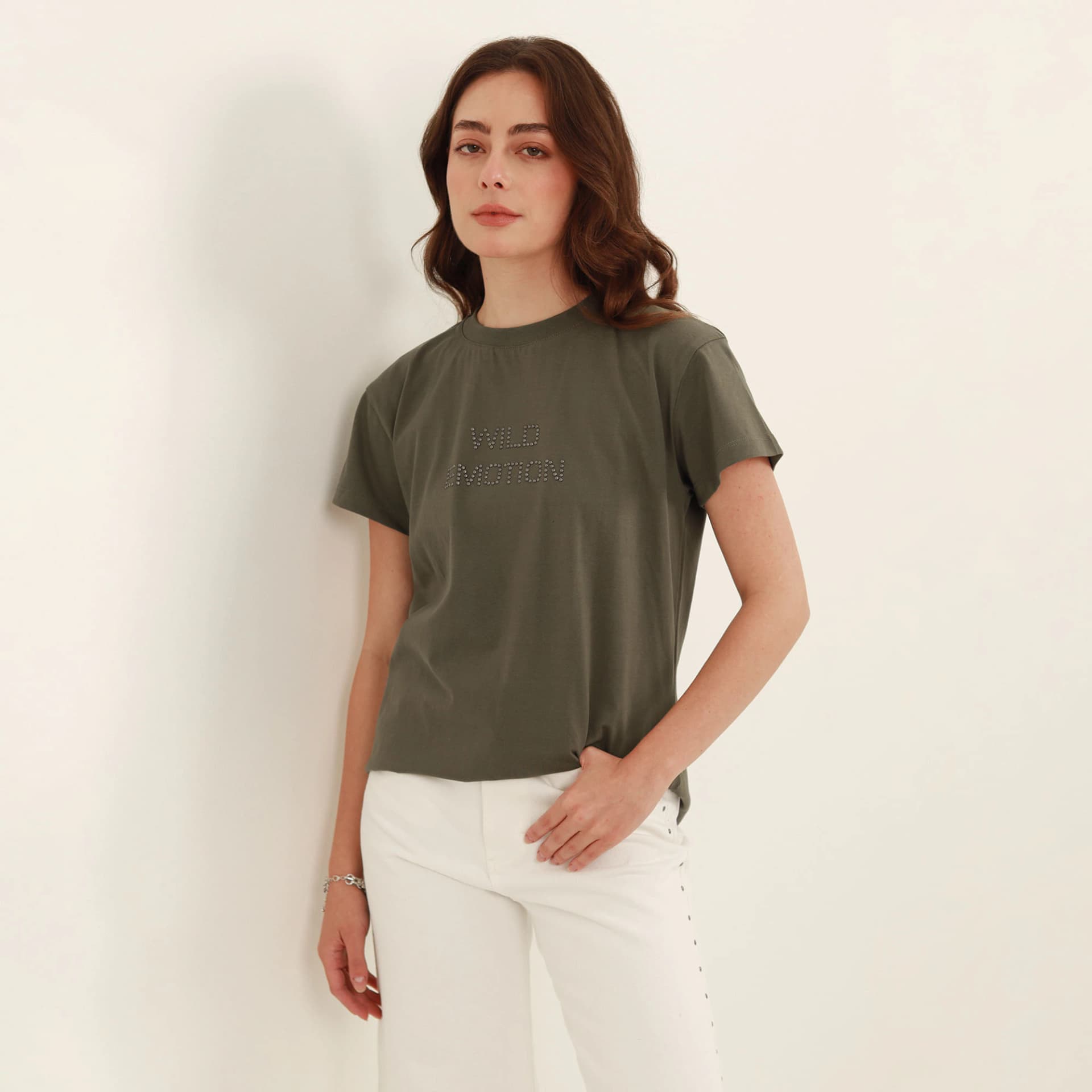 Camiseta cuello redondo manga corta con taches Wild emotion - imagen 7