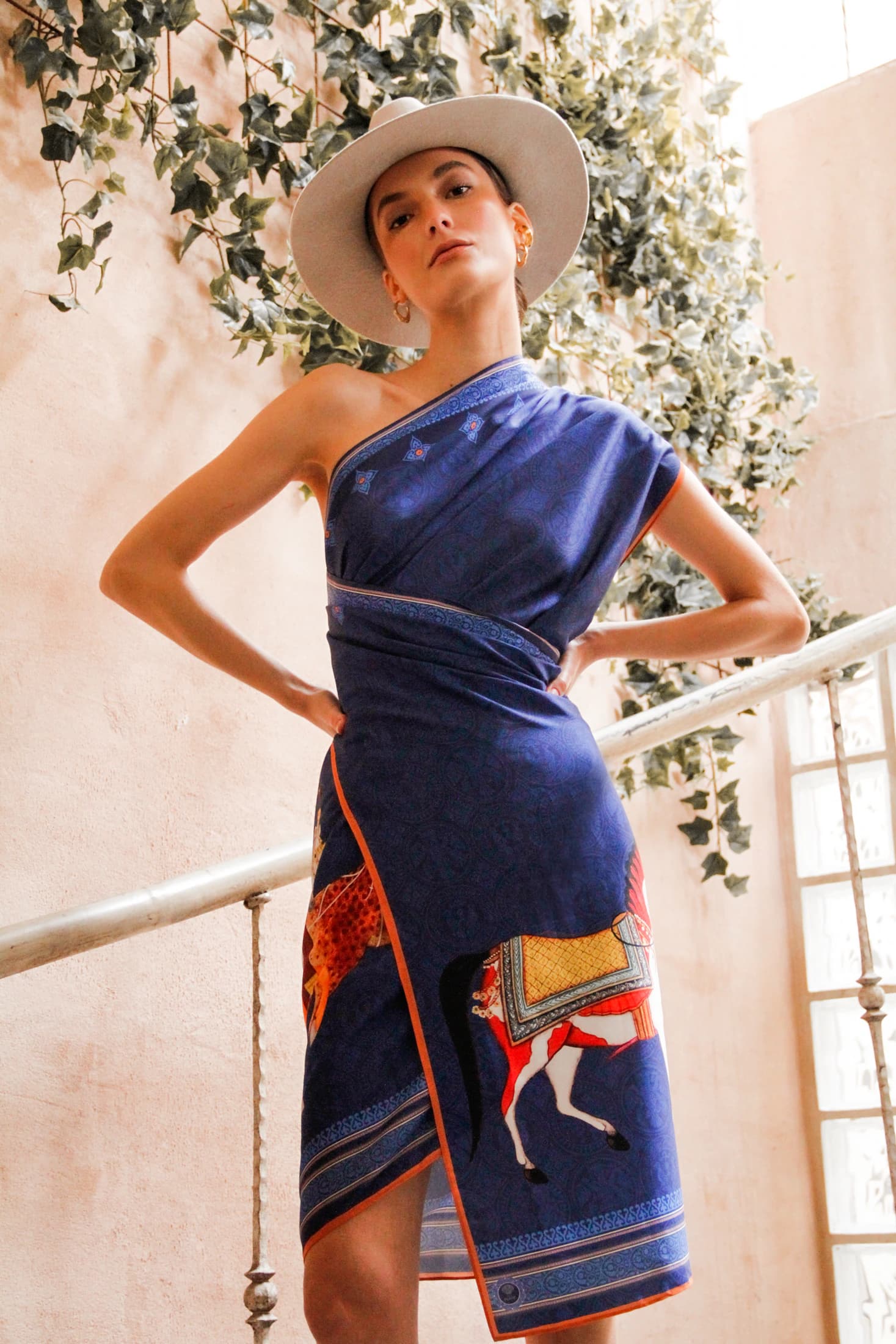 Sari Pallium, Azul/ Vestido - Falda - imagen 4