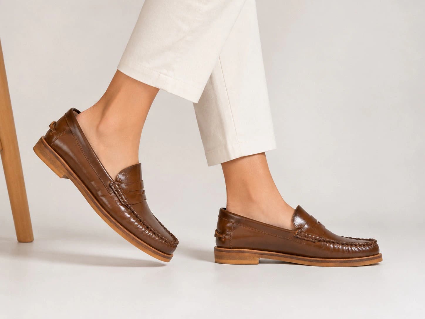Mocasin Tiziano Cuero Charol cafe - imagen 2