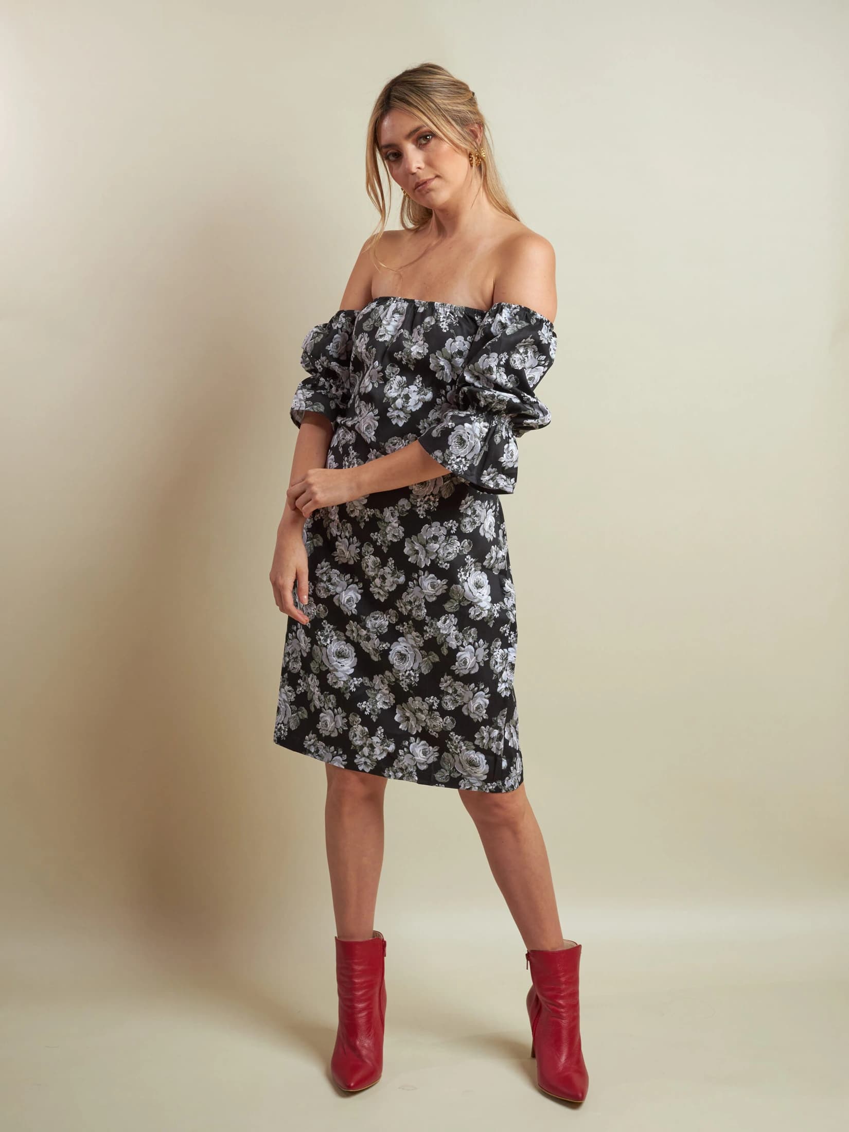 Vestido Mireya Negro Estampado - imagen 2