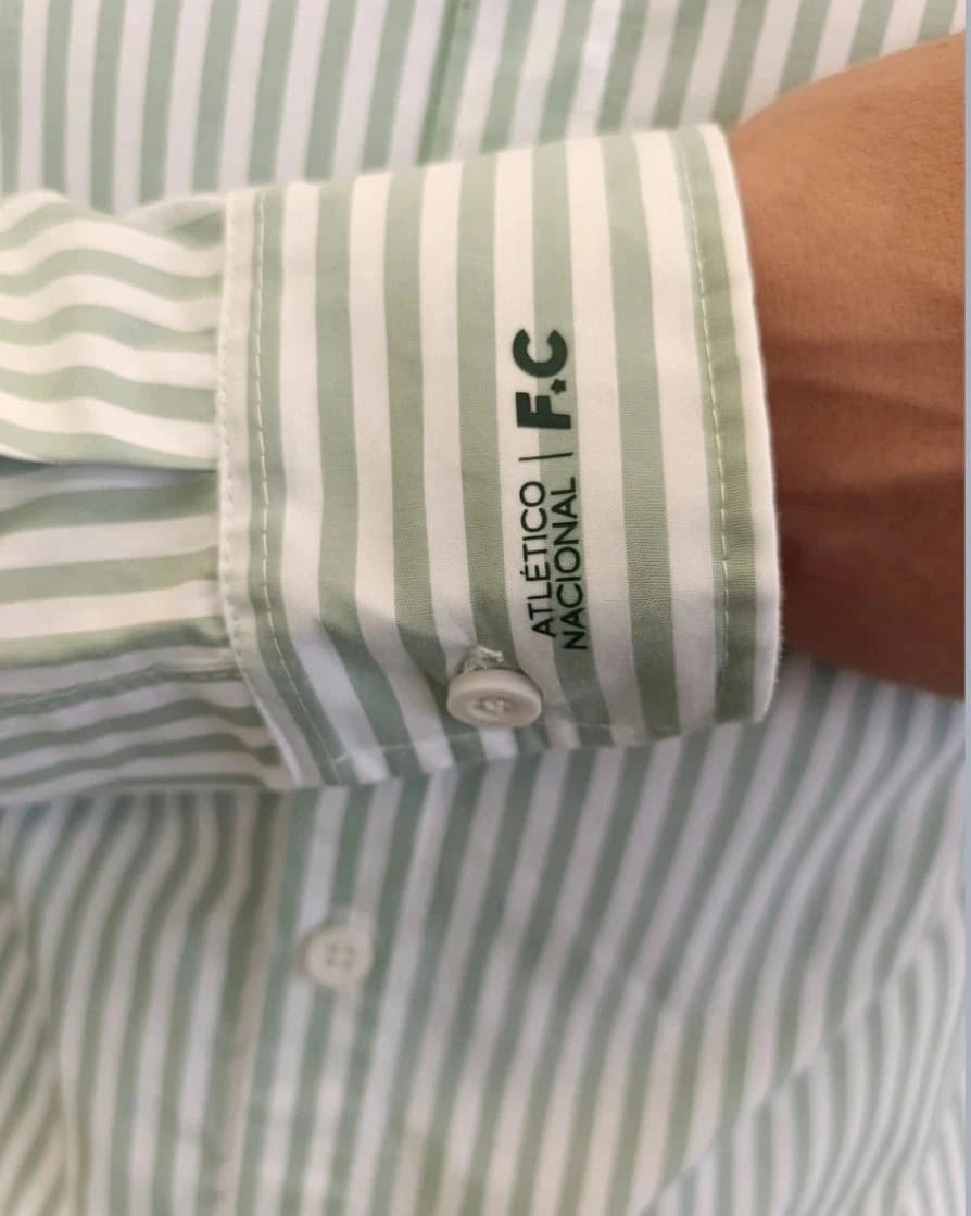CAMISA BOTONES BLANCA RAYAS VERDES ANFC - imagen 2