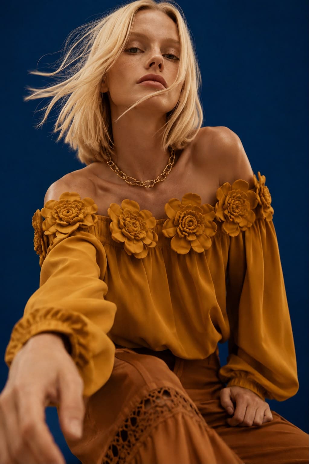 Blusa Magnoleah mostaza - imagen 3