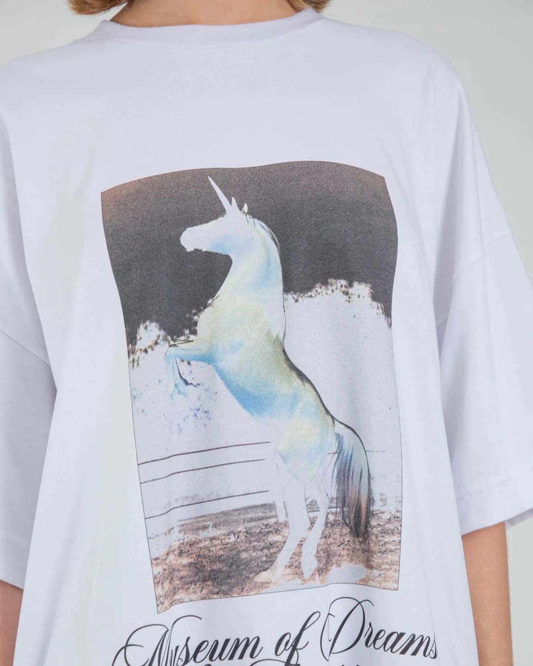 MUSEUM OF DREAMS TEE - imagen 2