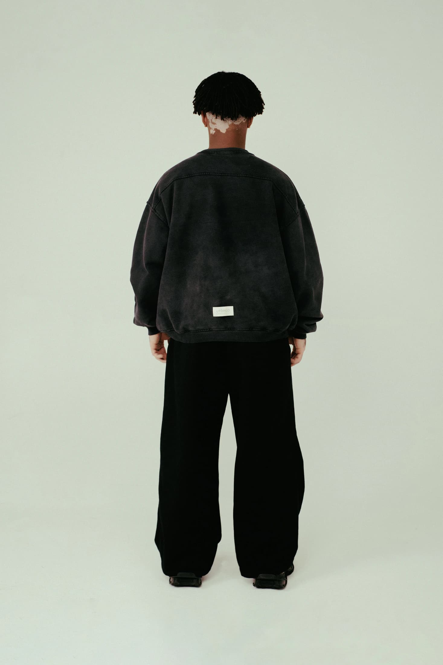 CREWNECK GRADIENT - ICON - imagen 4