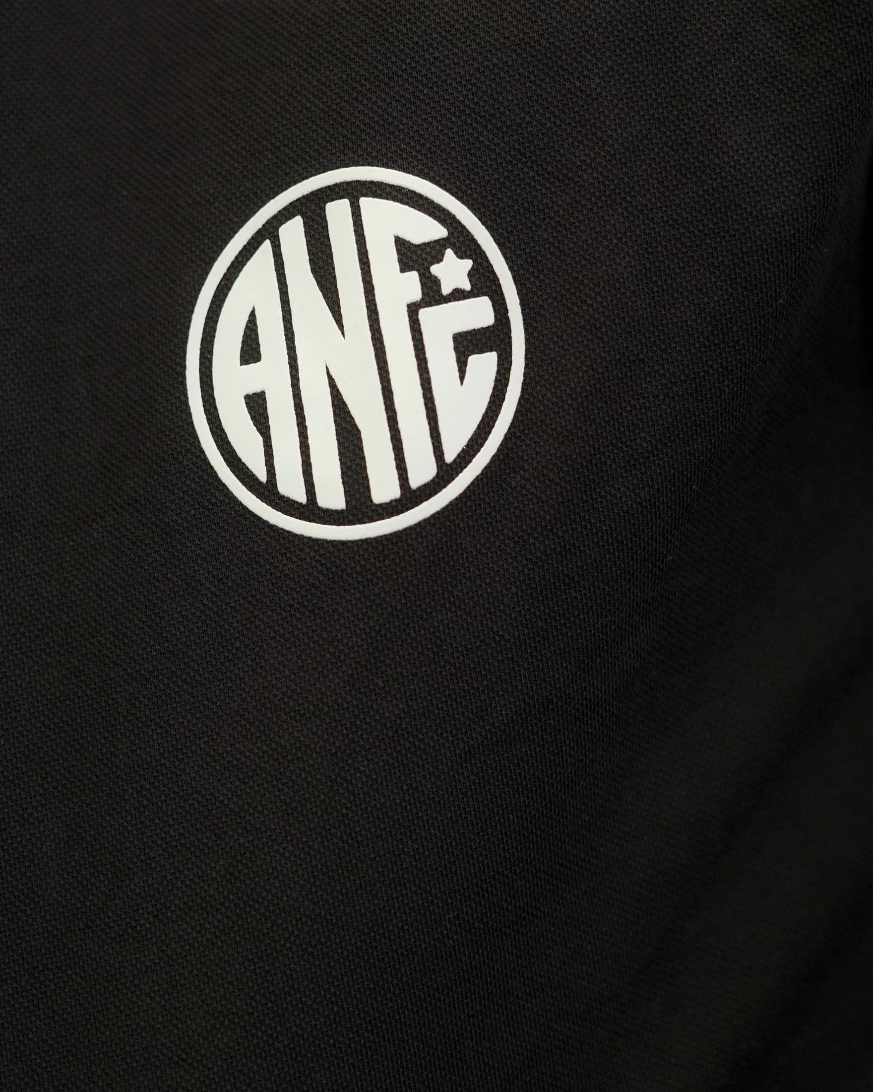 CAMISA NEGRA MANGA CORTA ANFC - imagen 4