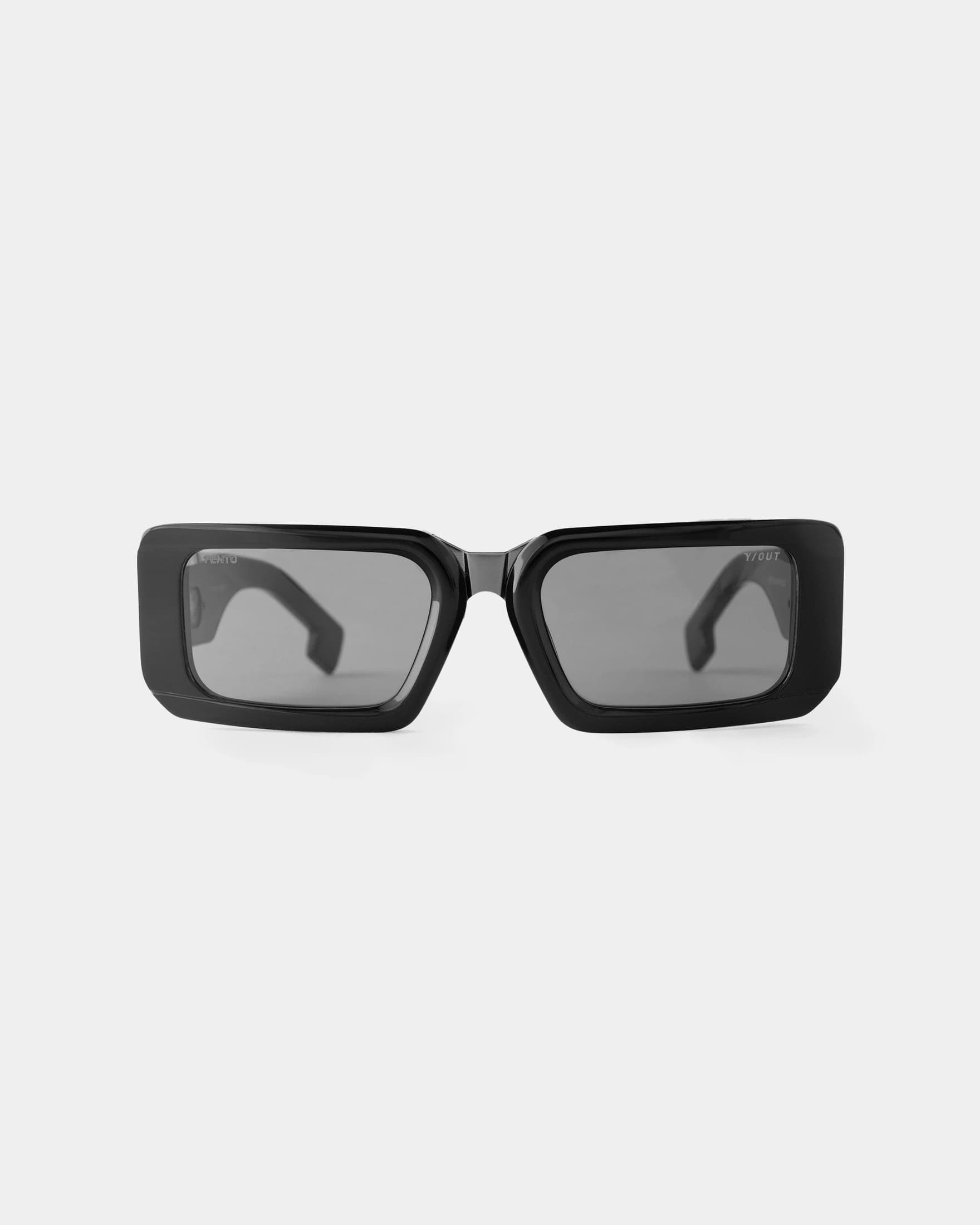 GMT BLACK - imagen 1