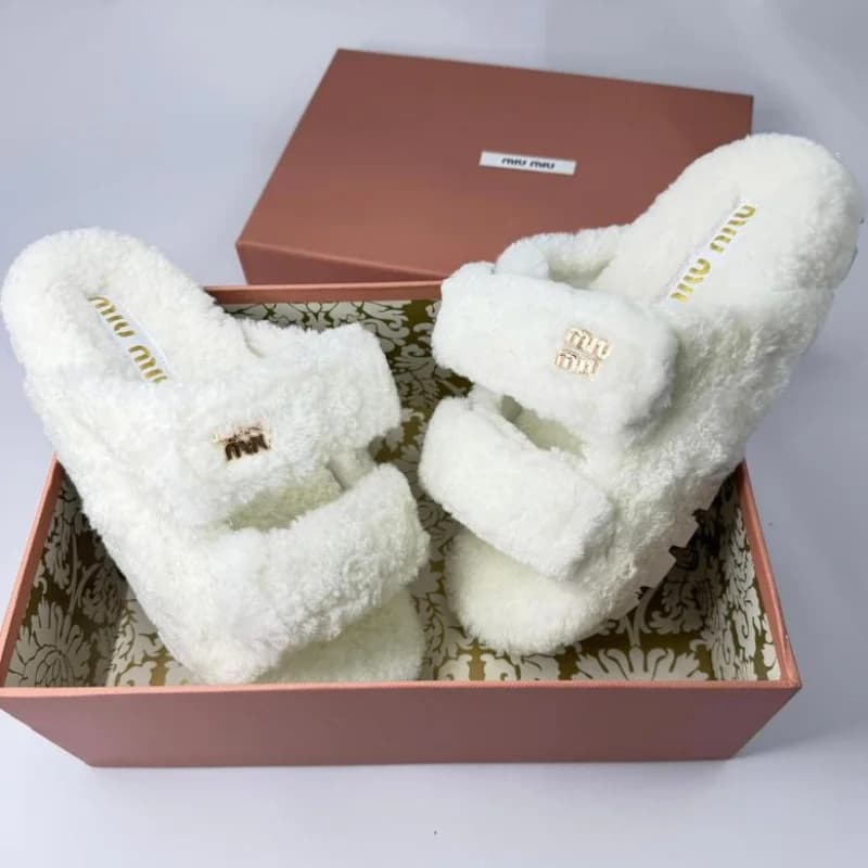 SANDALIAS MIU MIU PELUDA VELCRO - imagen 1
