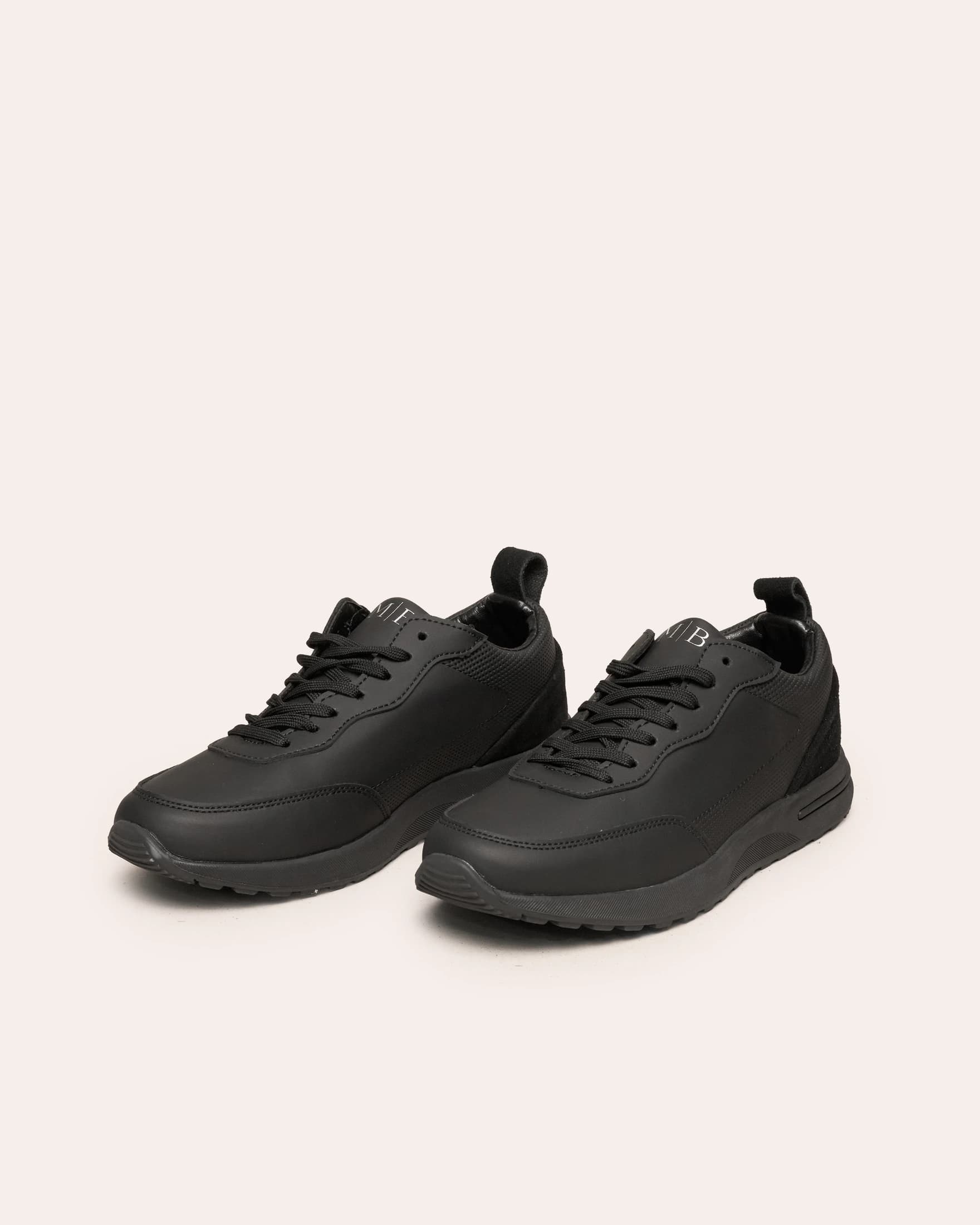 Tenis Rule Black by Maison Botter - imagen 2
