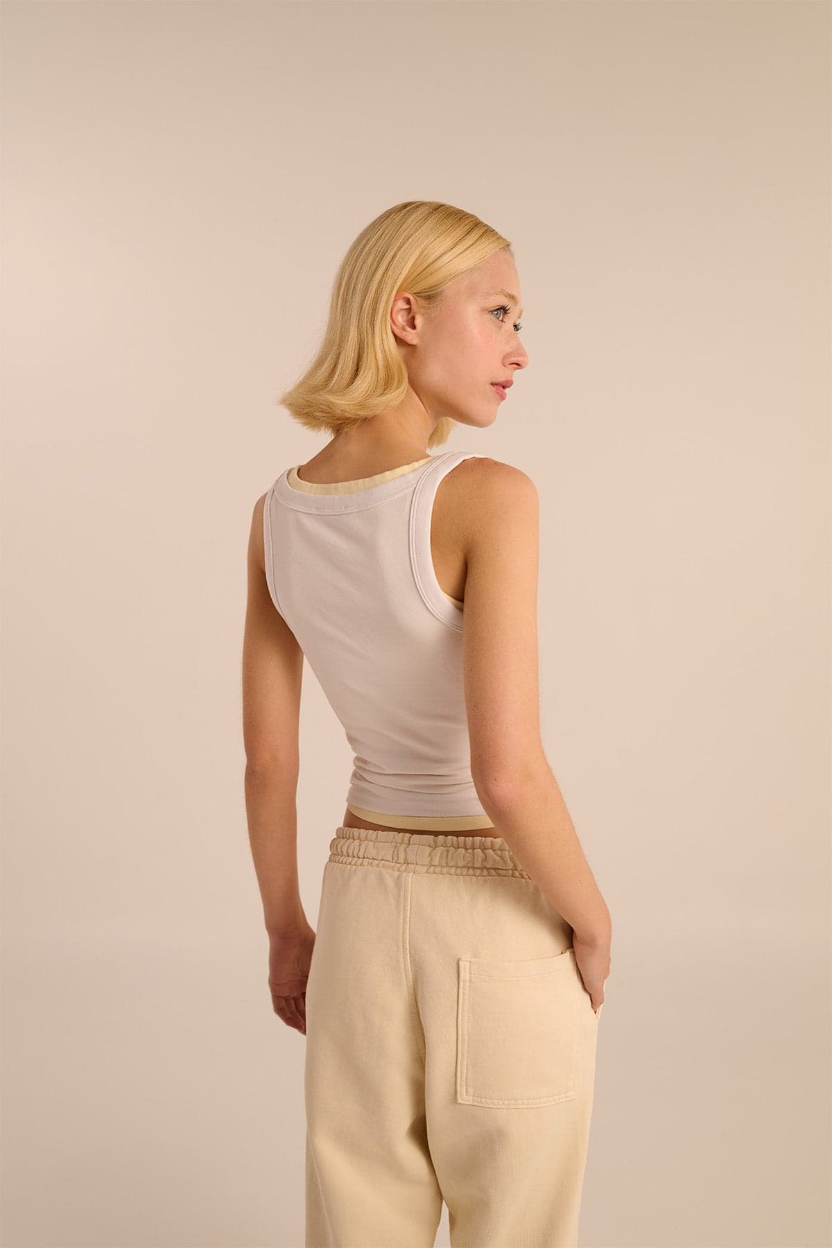 CORE JOGGERS BEIGE - imagen 4