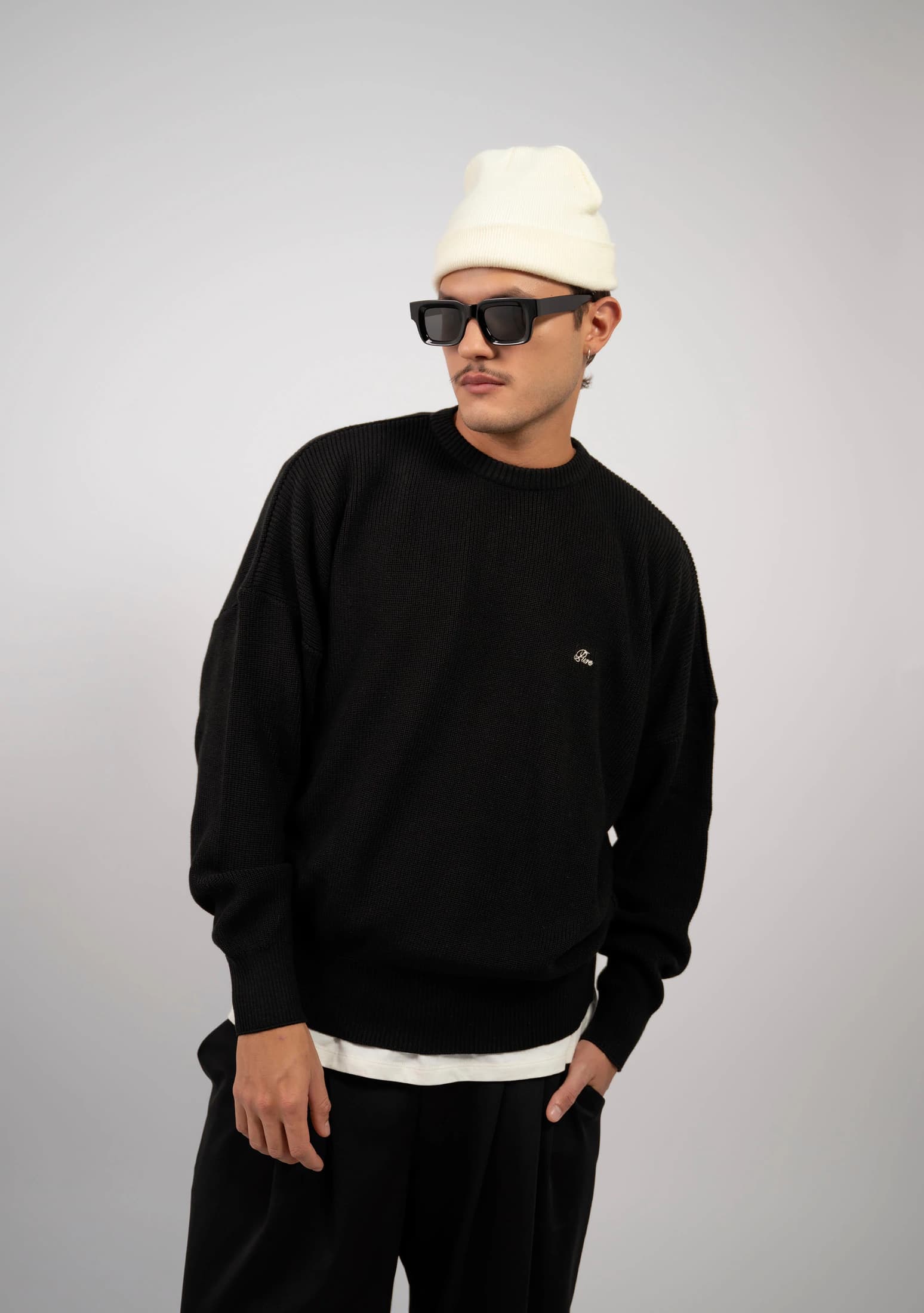 Monclair Black Crewneck - imagen 2