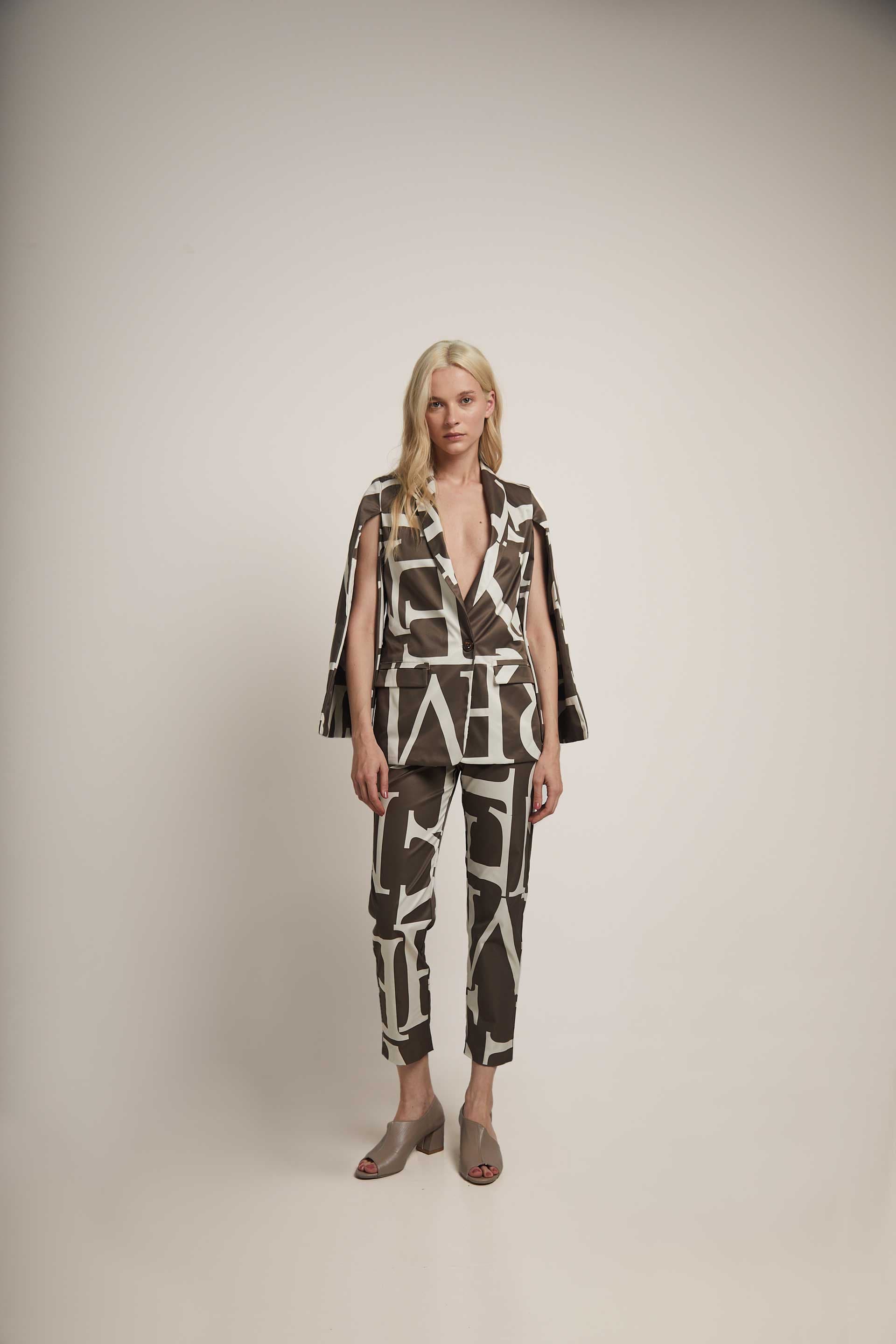 BLAZER OLA LETRAS - imagen 1