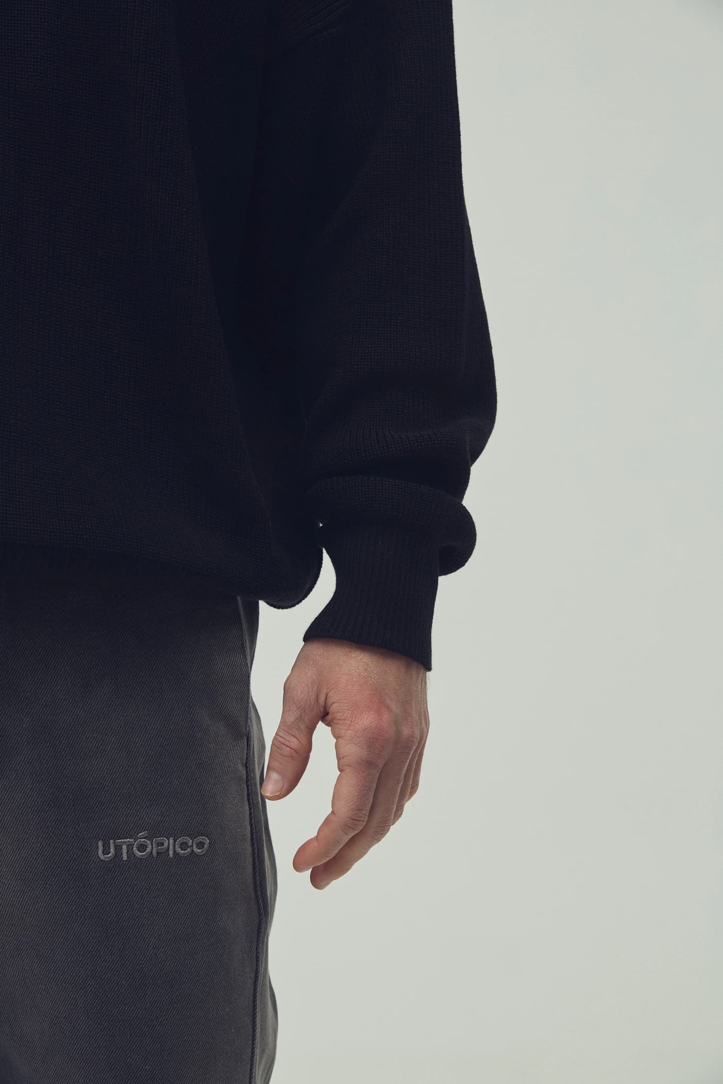 KNIT ZIP UP NEGRO - imagen 5