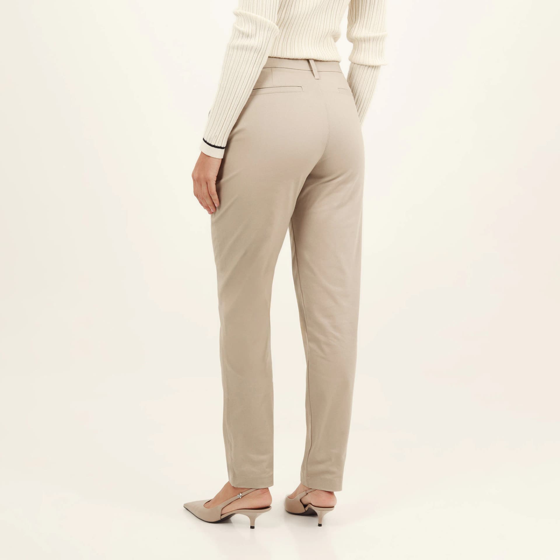 Pantalón básico bota recta - imagen 5