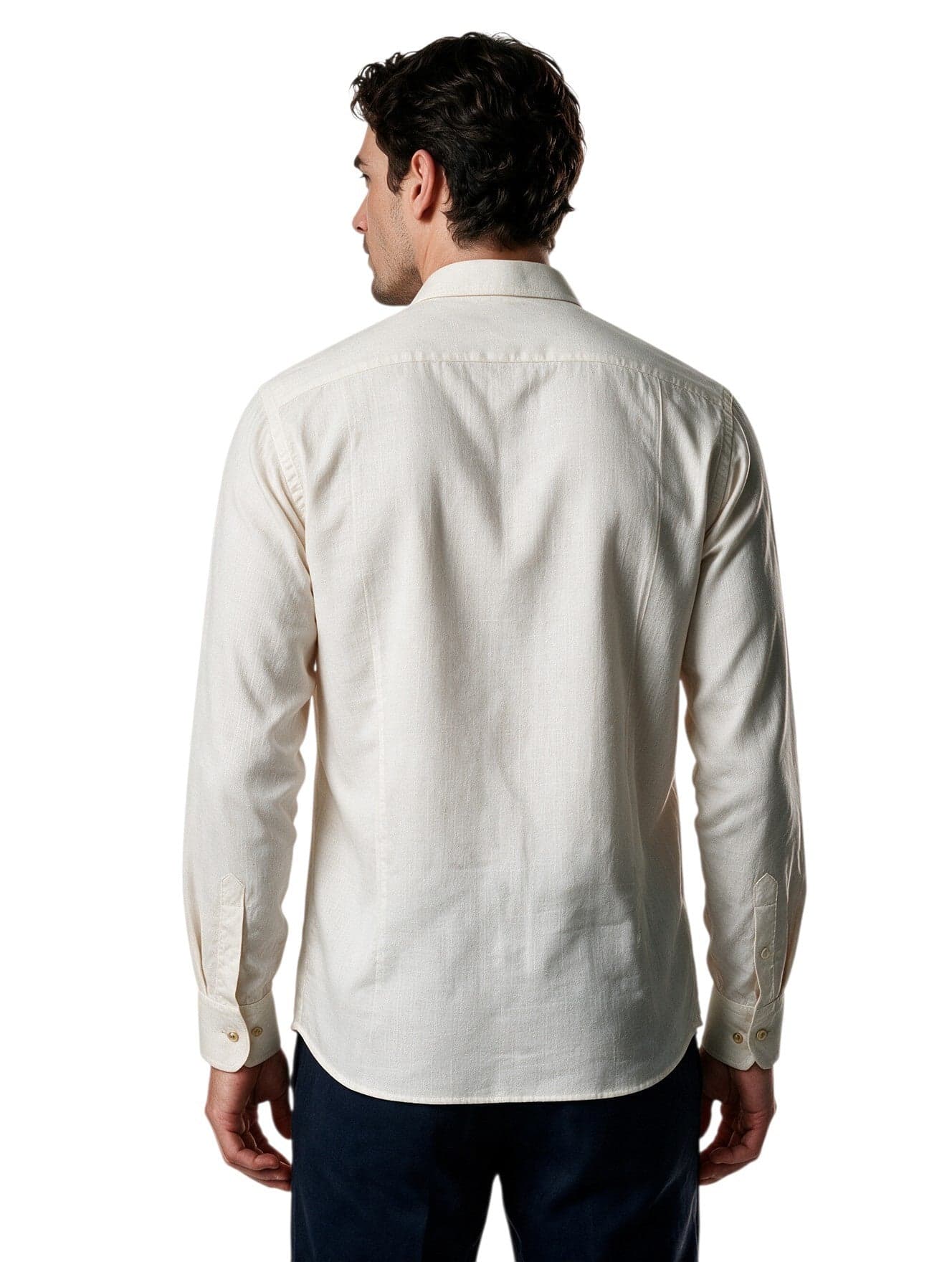 Guayabera beige con botones ocultos - imagen 4