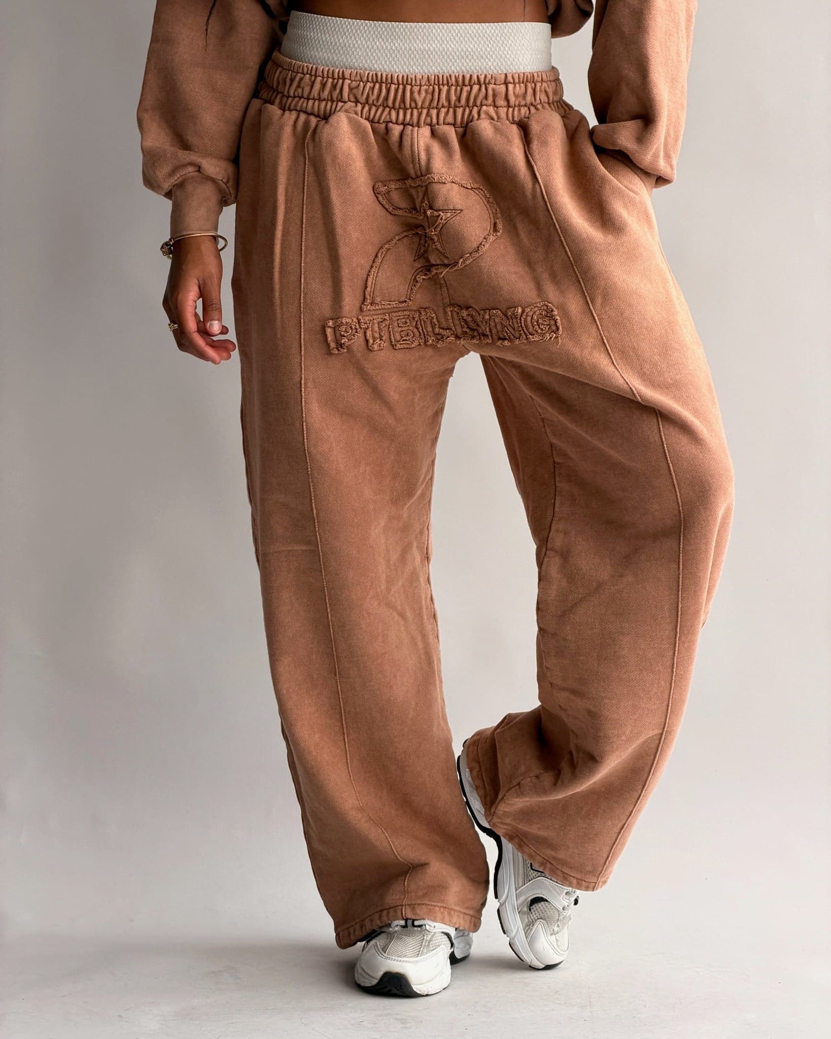 JOGGER STAR GANG CAFÉ MUJER - imagen 1