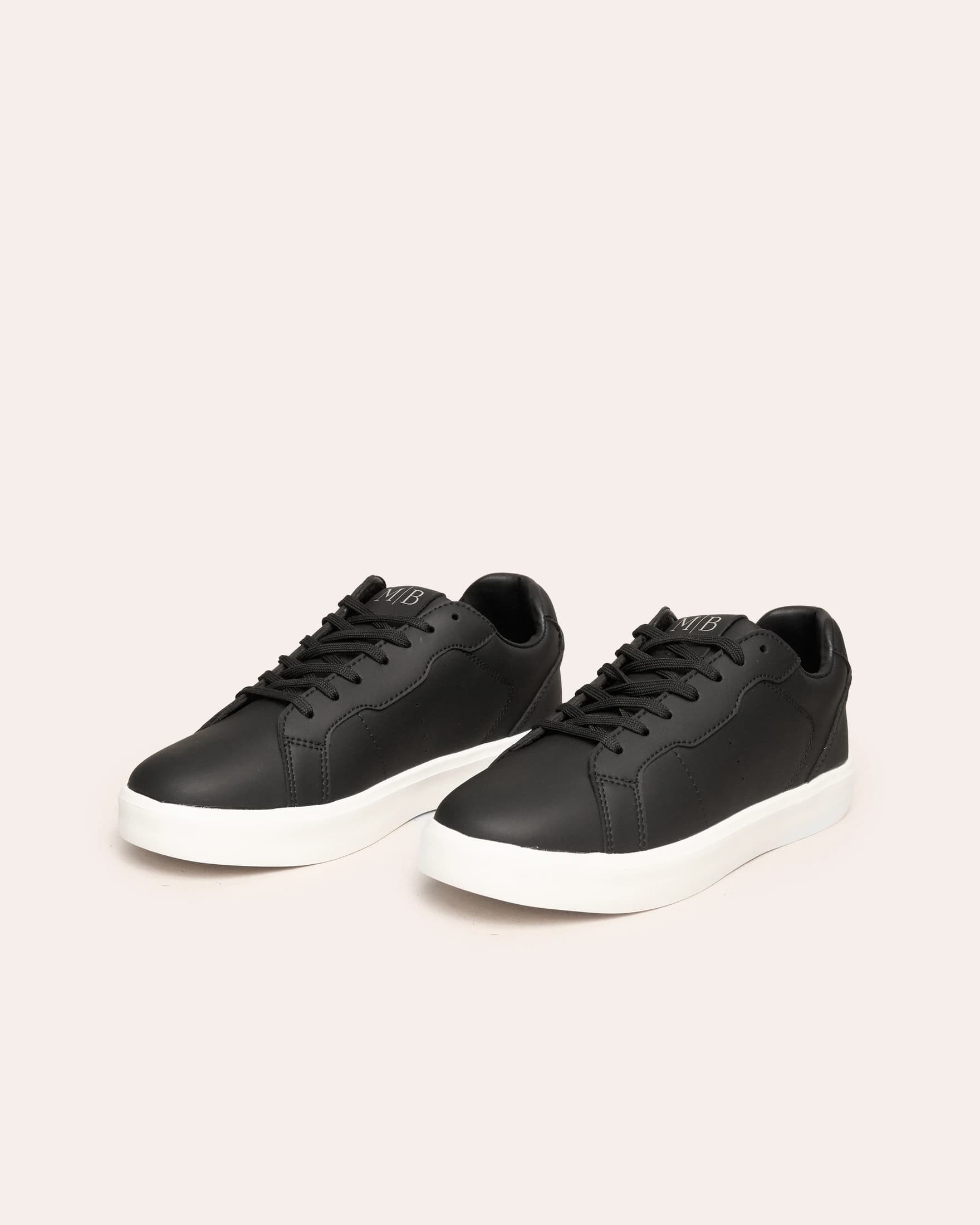Tenis Best Black by Maison Botter - imagen 2