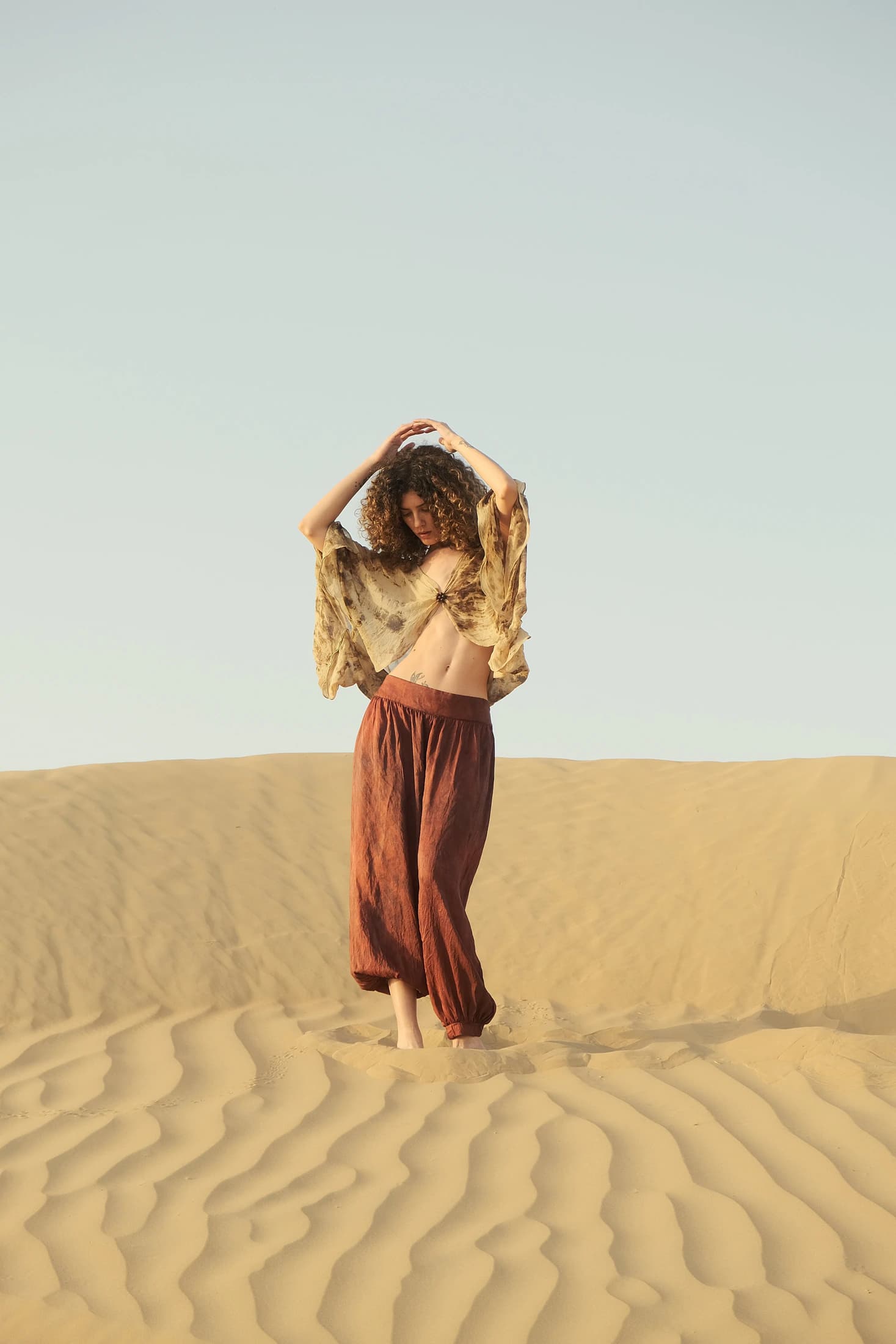 Madder Silk Dupion Balloon Pant - imagen 2