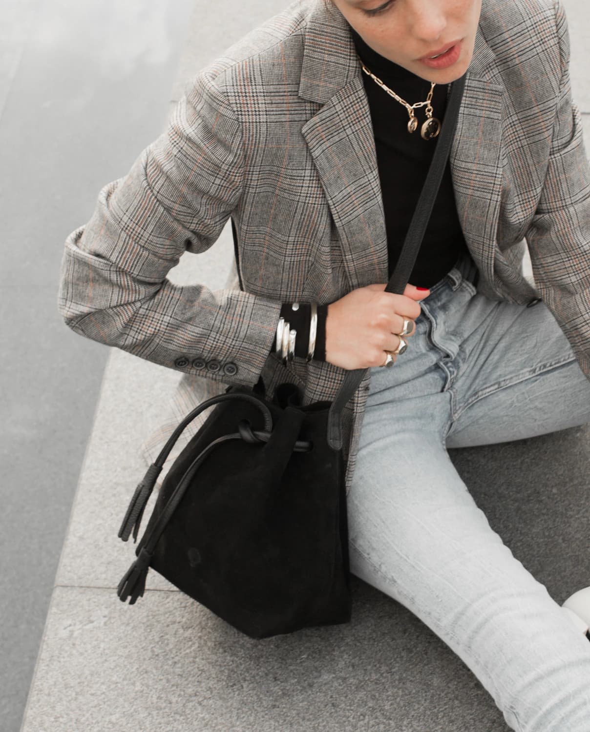 Boho Bucket - Negro, Edición en gamuza. - imagen 3