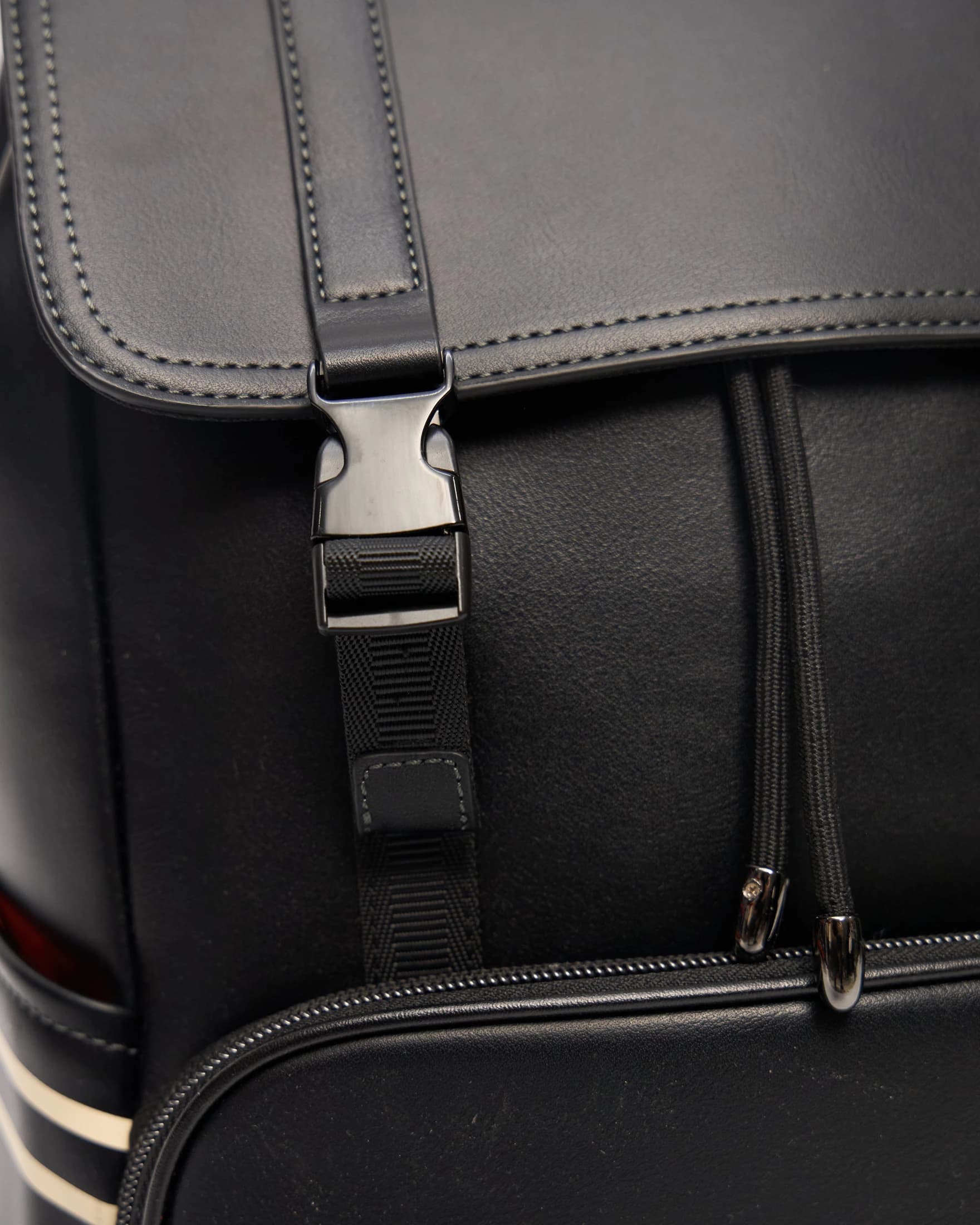 Morral Dynasty All Black by Maison Botter - imagen 6