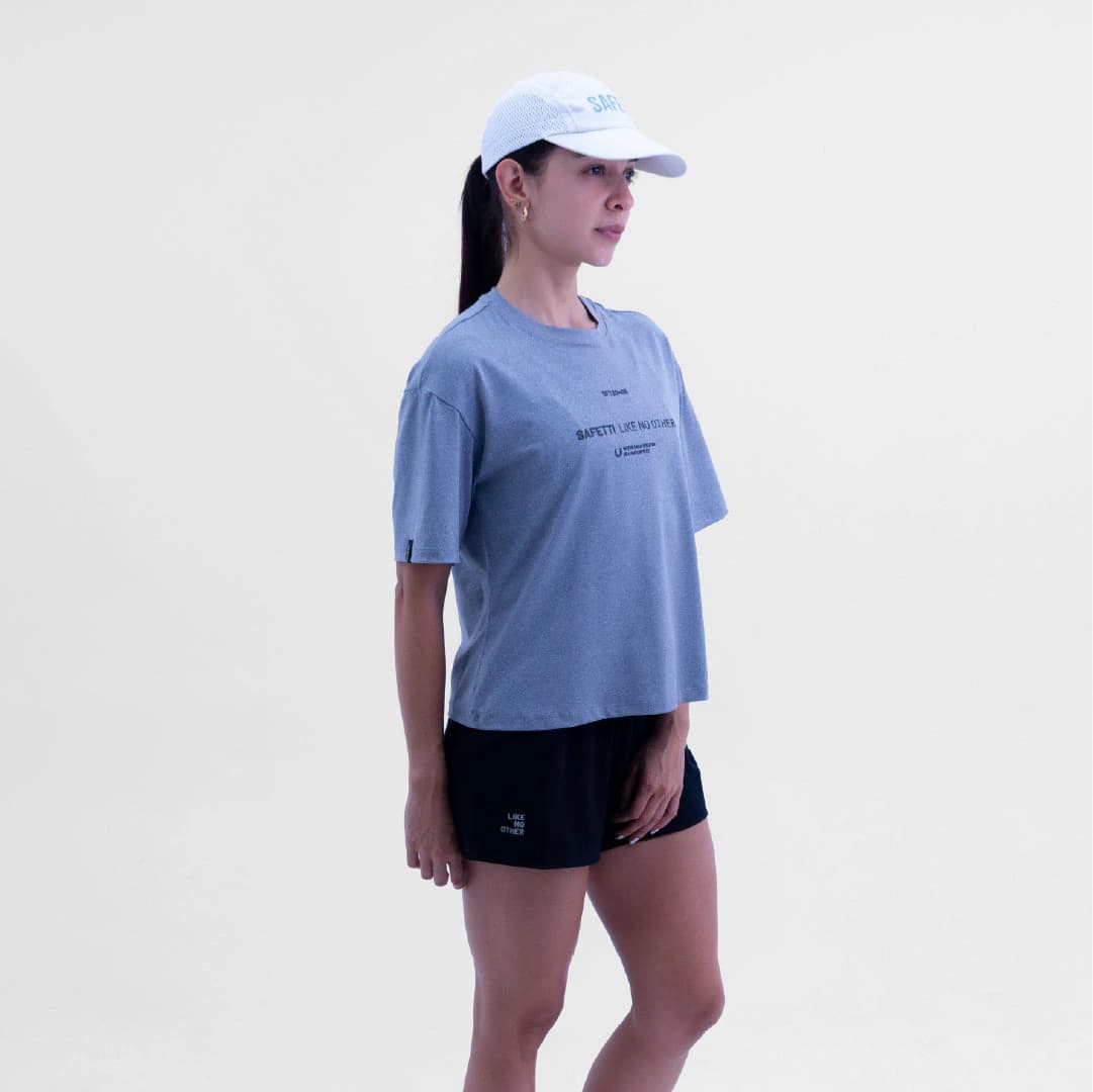 CAMISETA LIFESTYLE MANGA CORTA ROAM OVERSIZE GRAY PARA MUJER - imagen 5