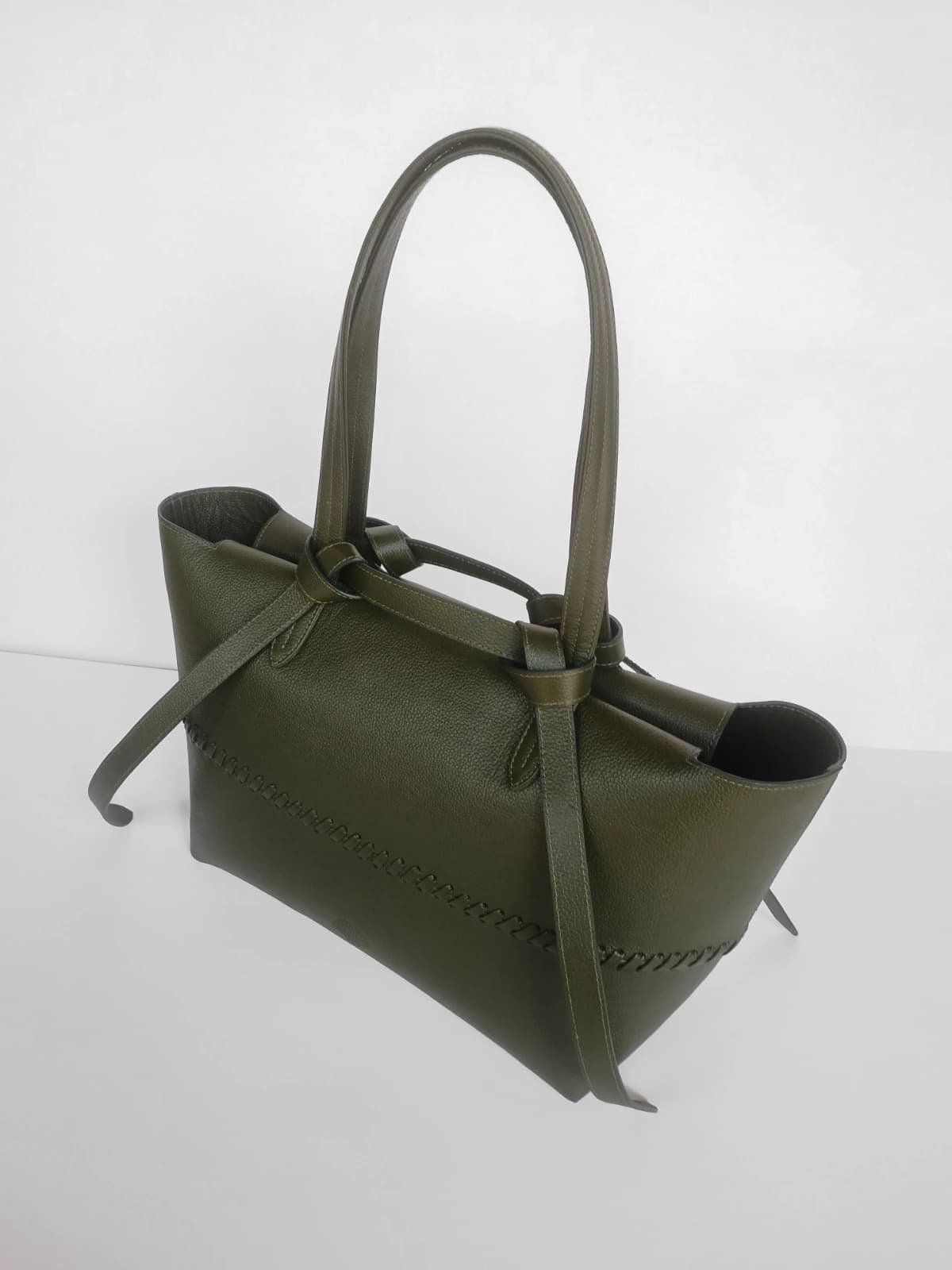 Tote Navío, Verde militar. - imagen 3
