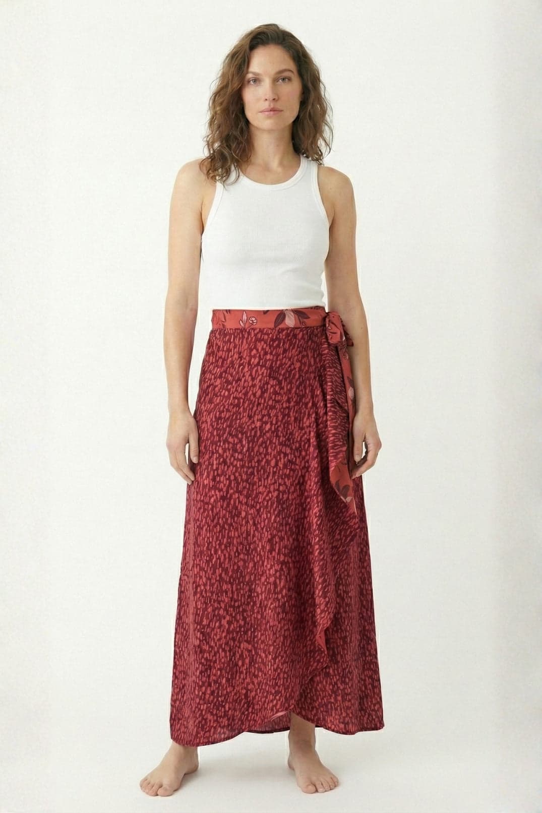Falda Yuma Puntos Burgundi - imagen 5