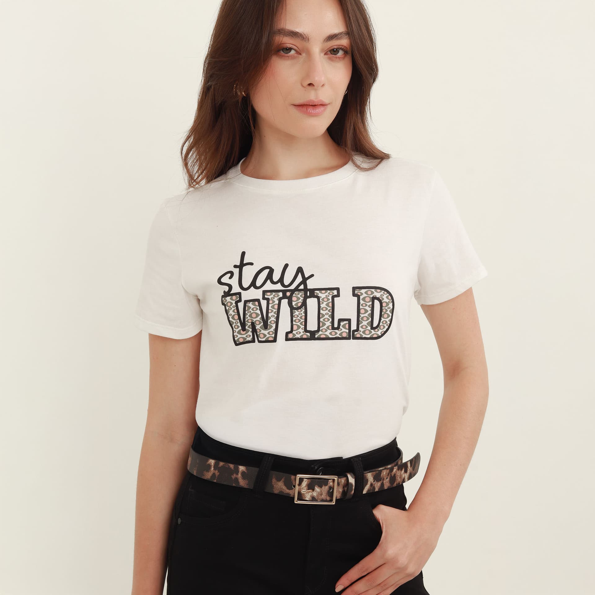 Camiseta cuello redondo manga corta con estampado Stay wild - imagen 1